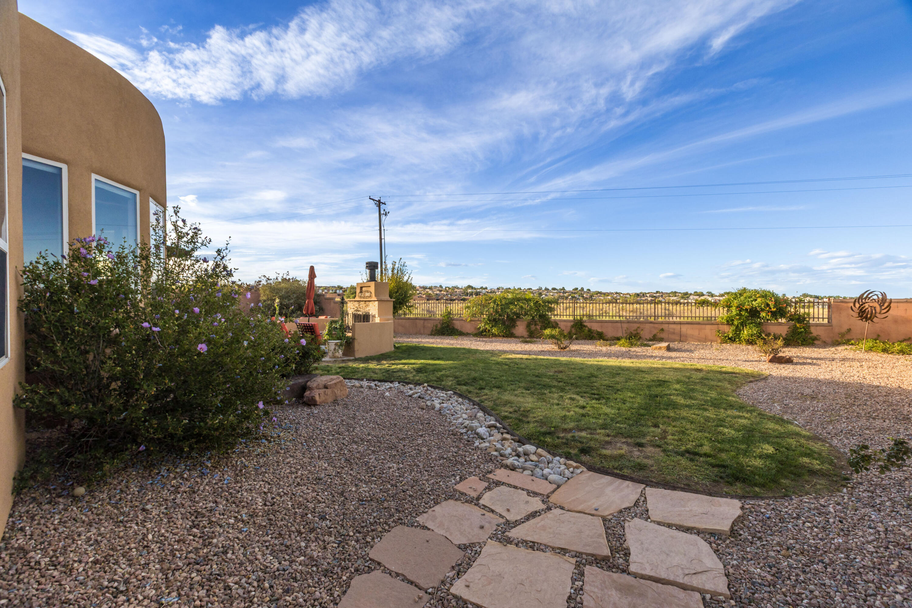 4919 Valle Rio Trail NW