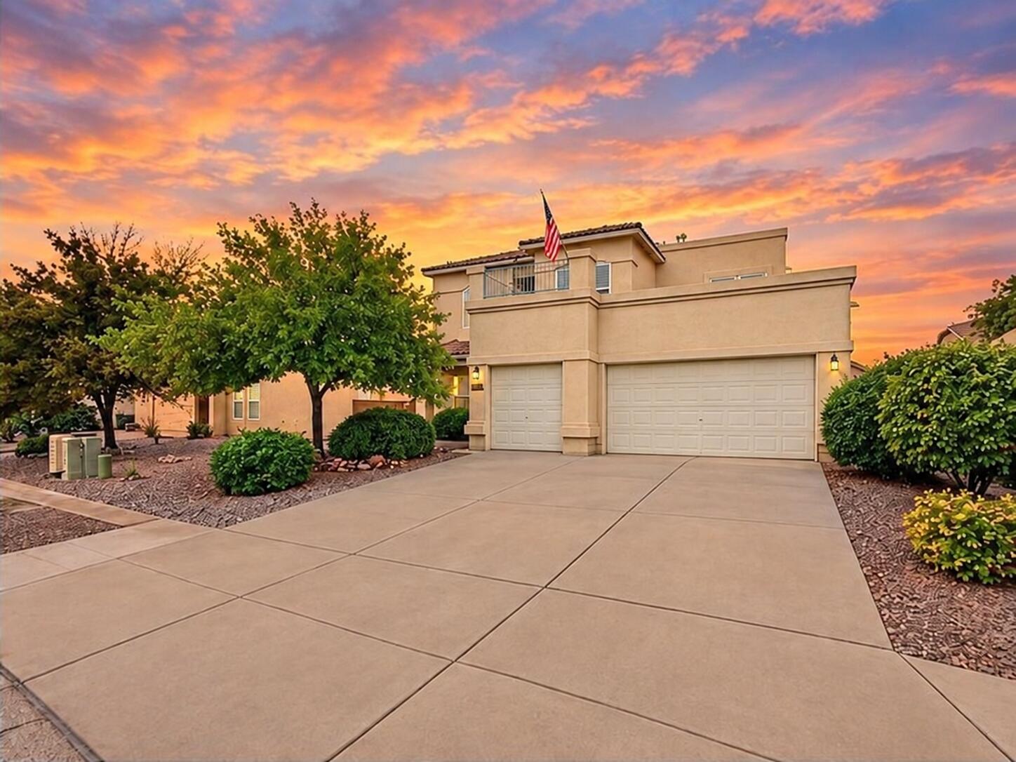 1909 Caramesa Court SE