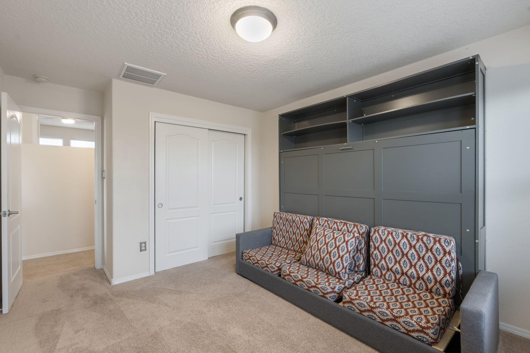 1909 Caramesa Court SE