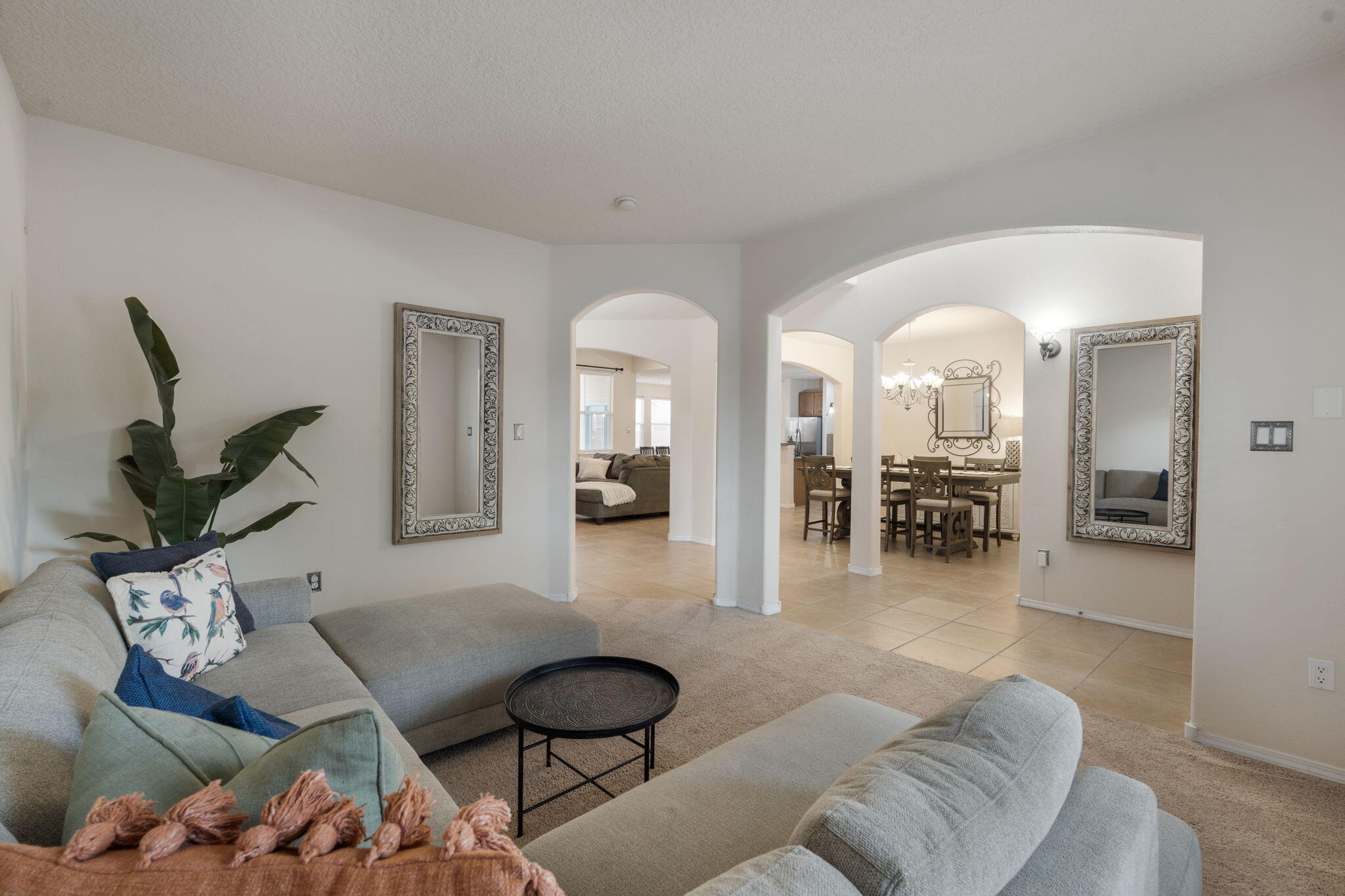 1909 Caramesa Court SE