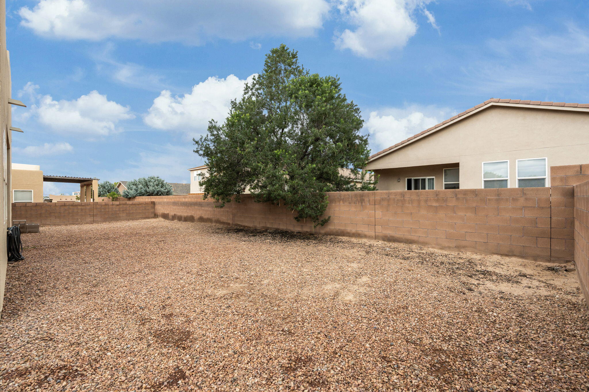 1909 Caramesa Court SE