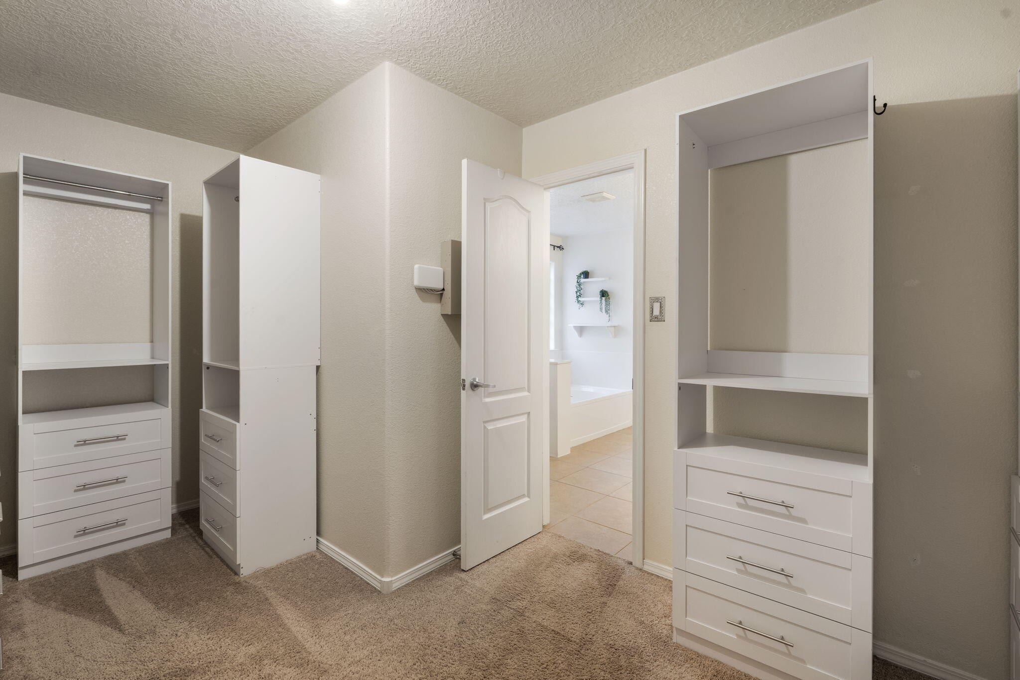 1909 Caramesa Court SE