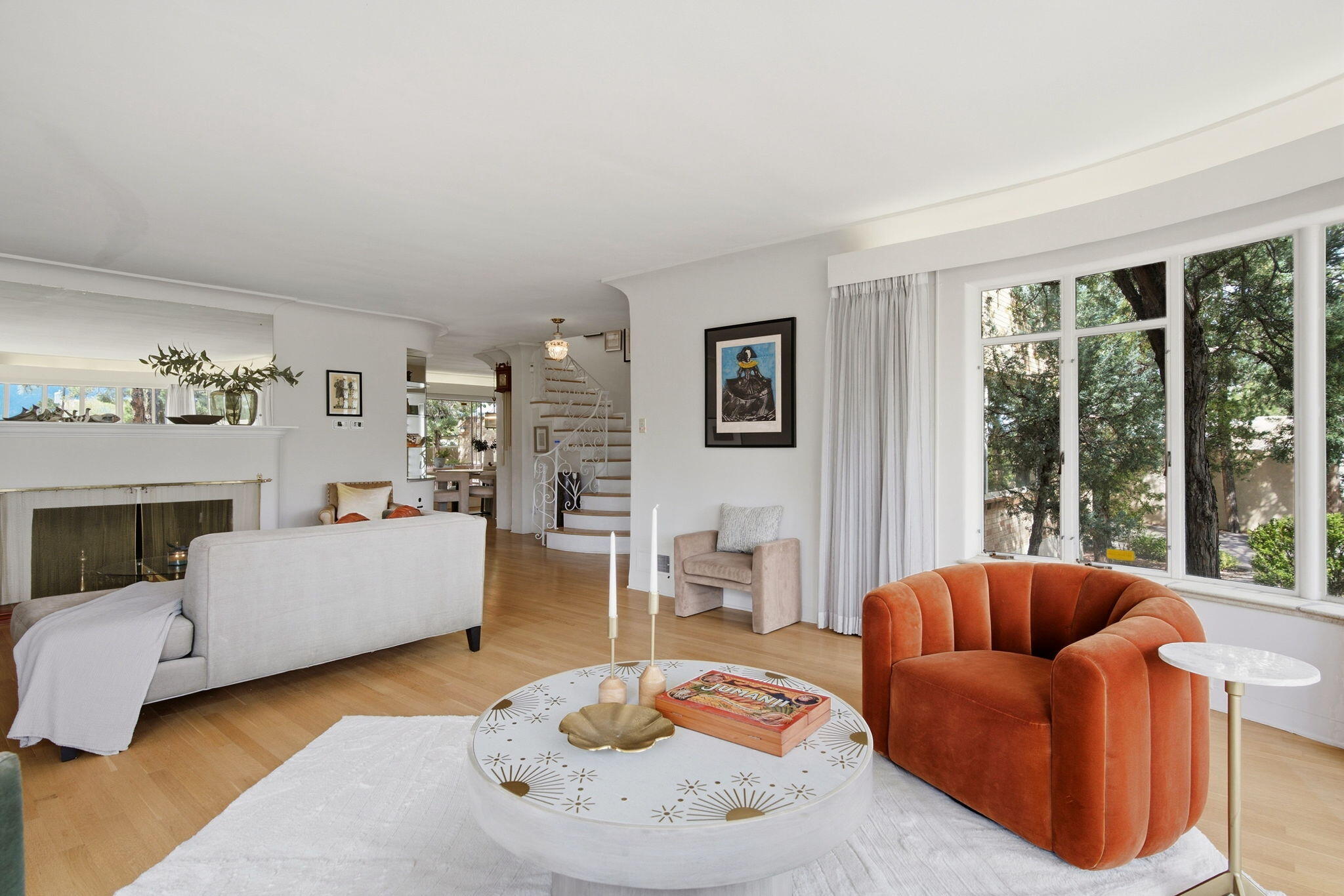 309 Hermosa Drive SE