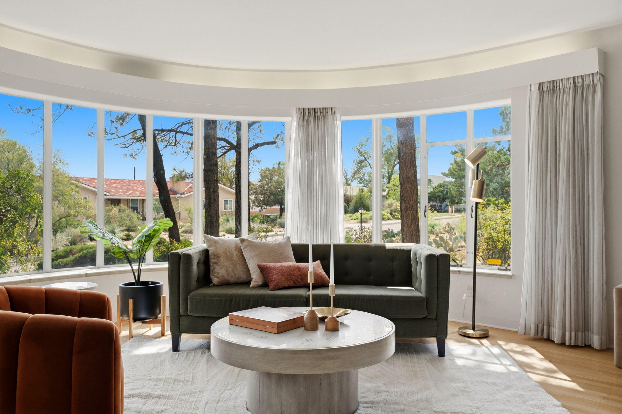 309 Hermosa Drive SE