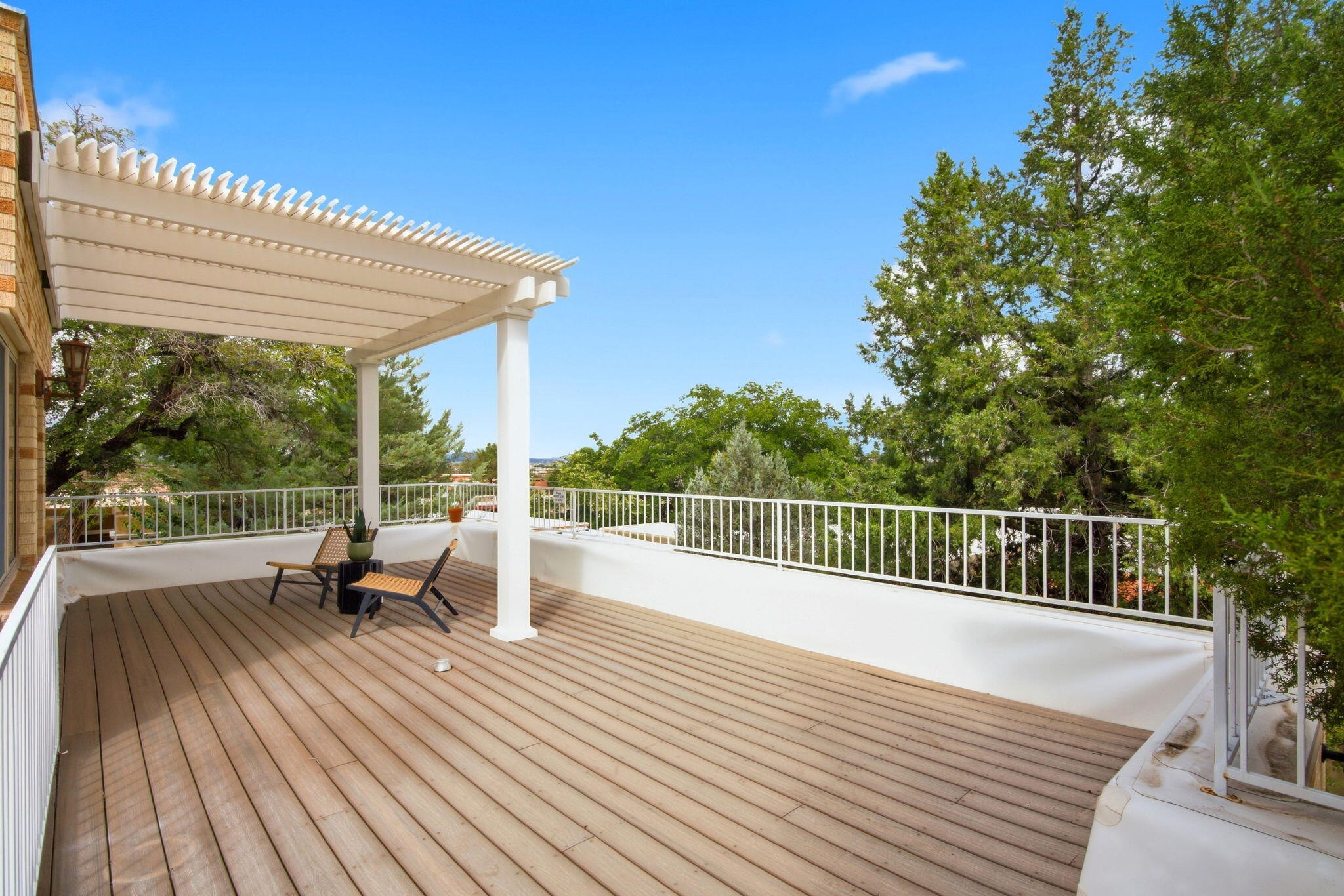 309 Hermosa Drive SE