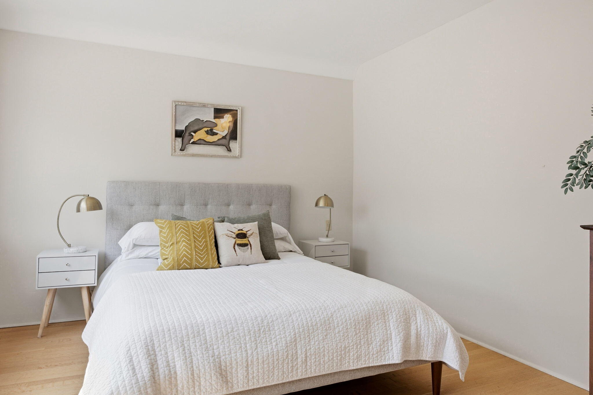 309 Hermosa Drive SE