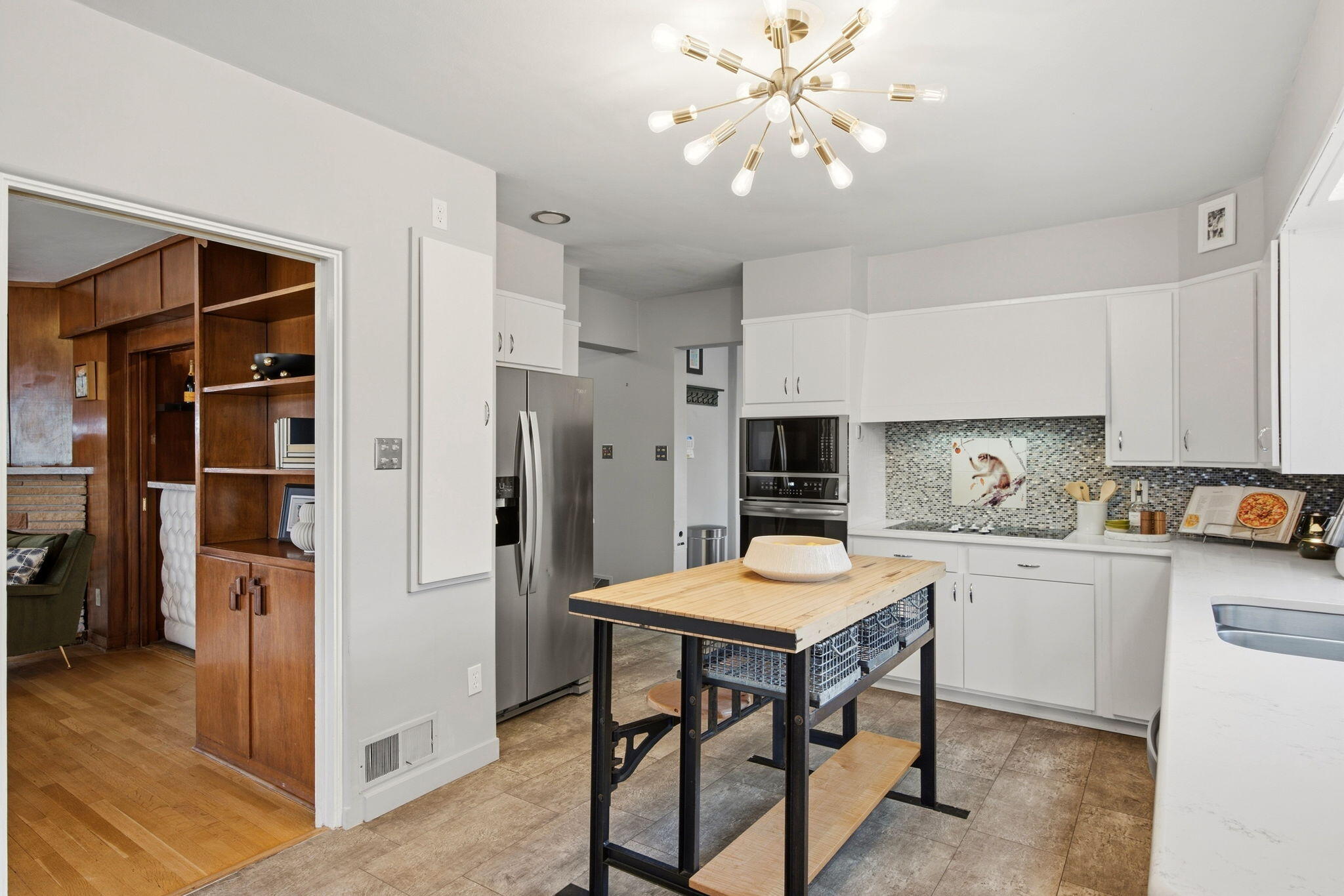 309 Hermosa Drive SE
