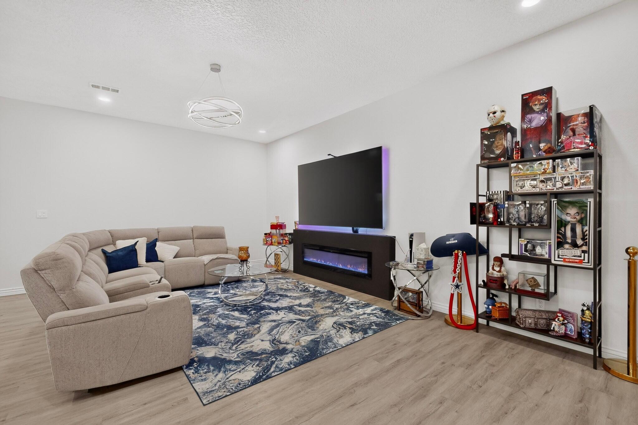 8312 Hawk Eye Road NW