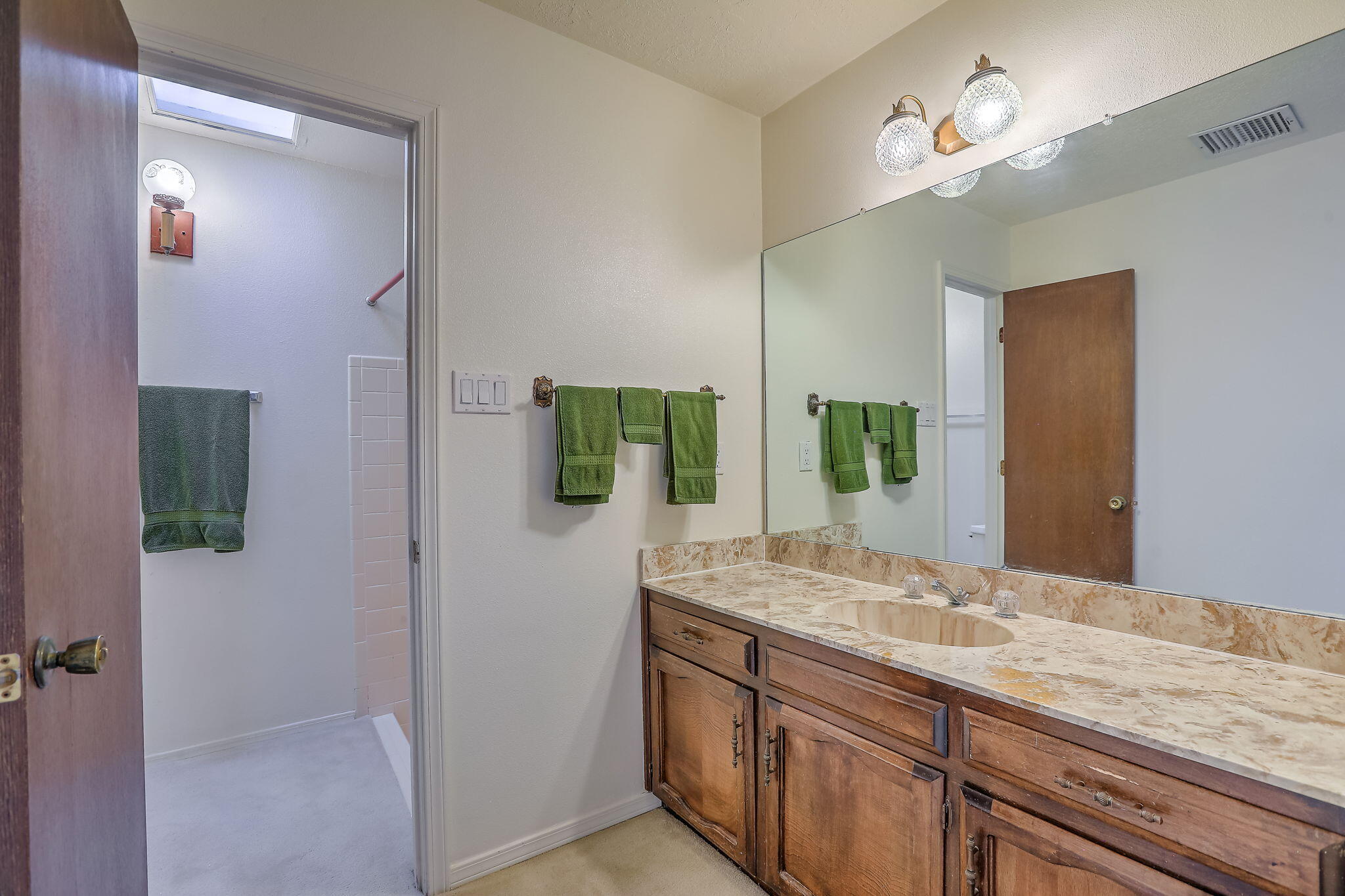14307 Camino Del Rey NE