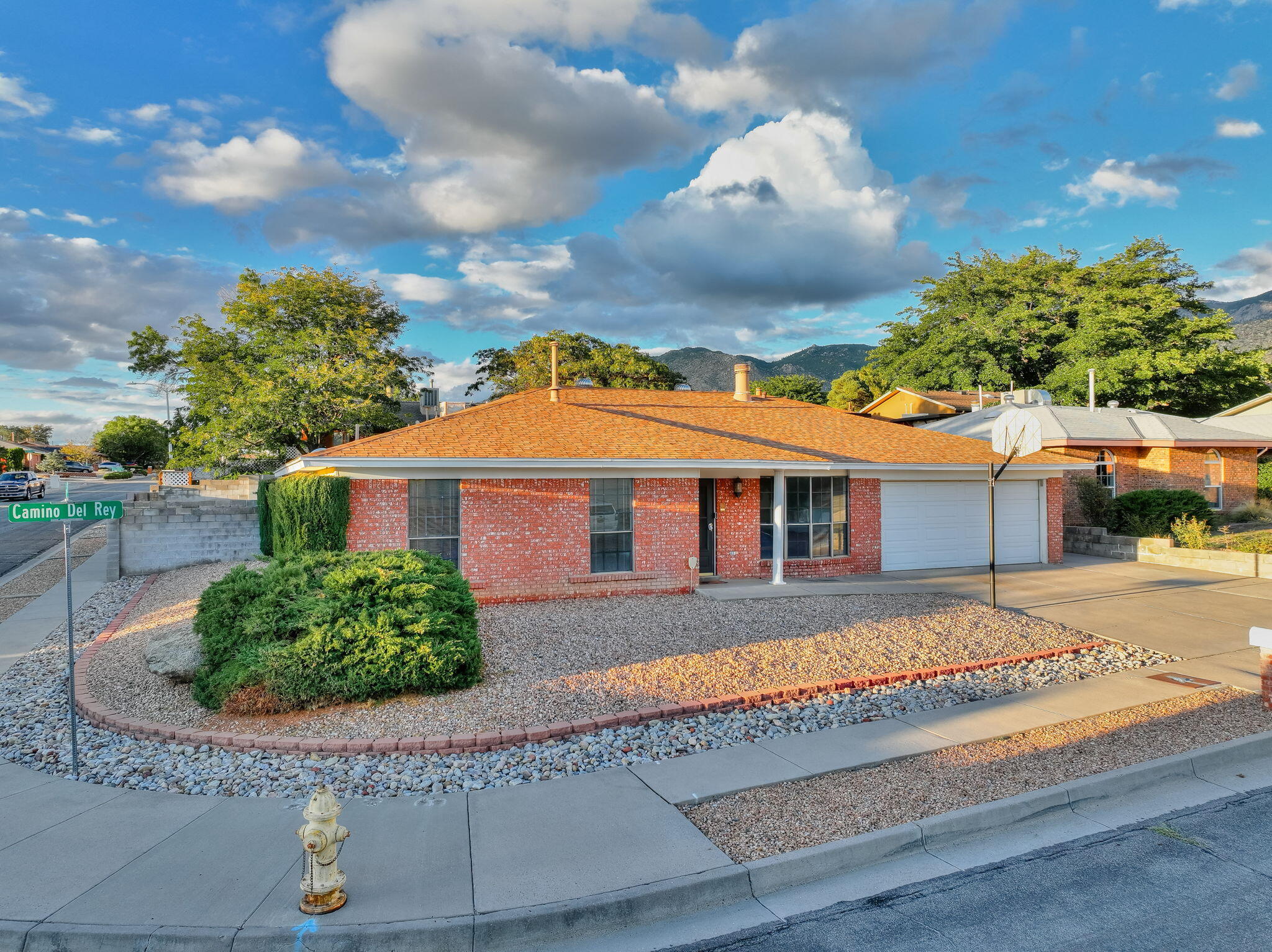 14307 Camino Del Rey NE
