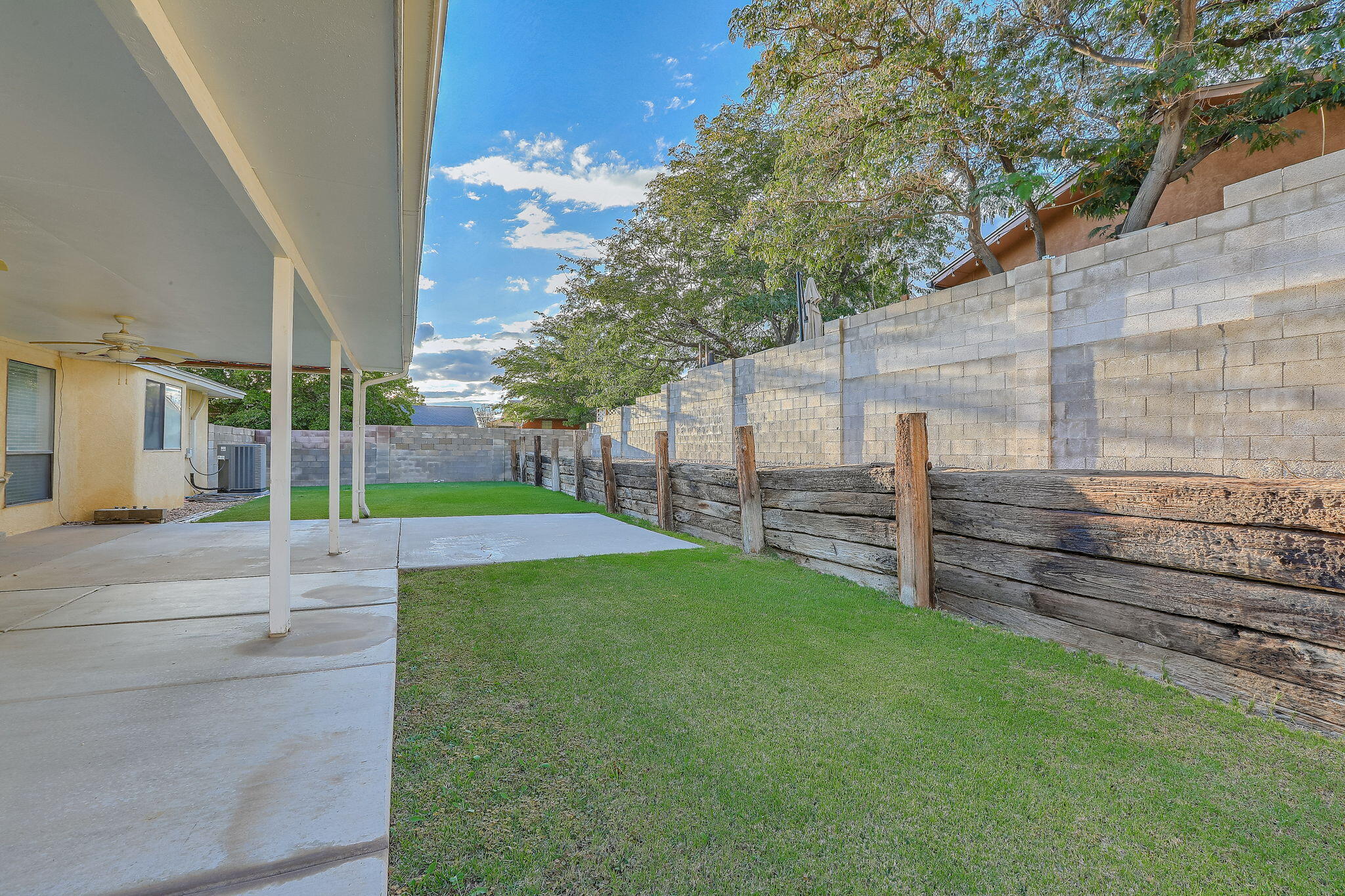 14307 Camino Del Rey NE