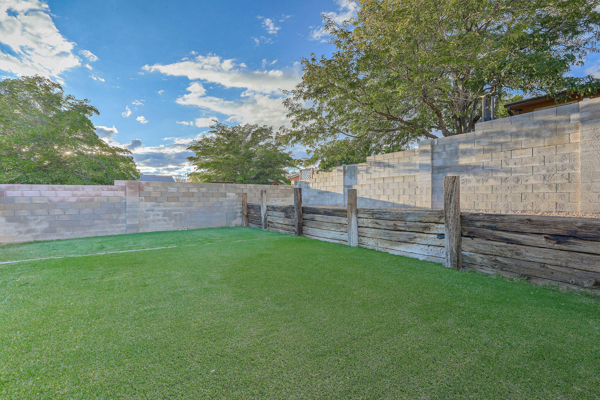14307 Camino Del Rey NE