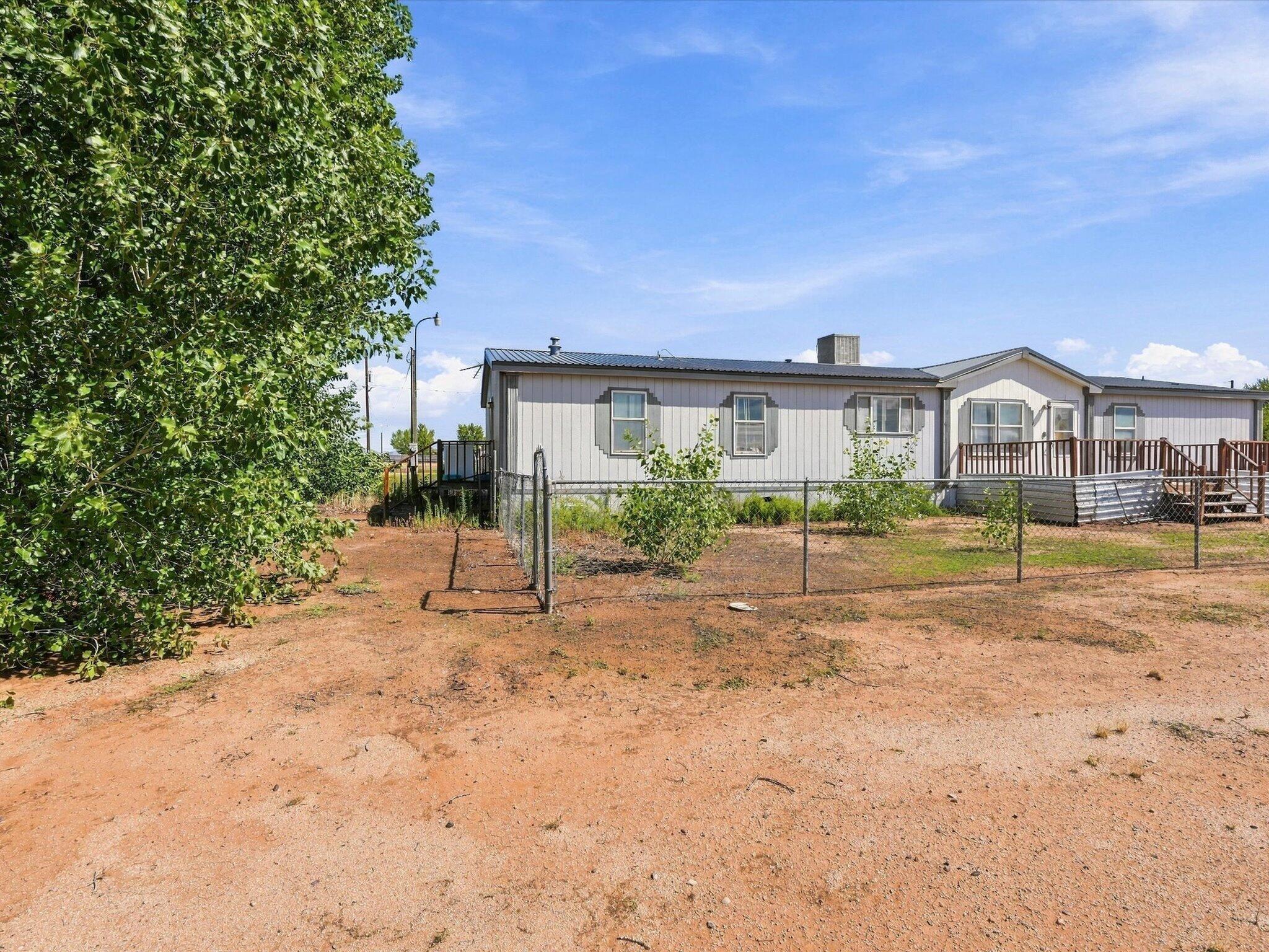 6 San Miguel Avenue