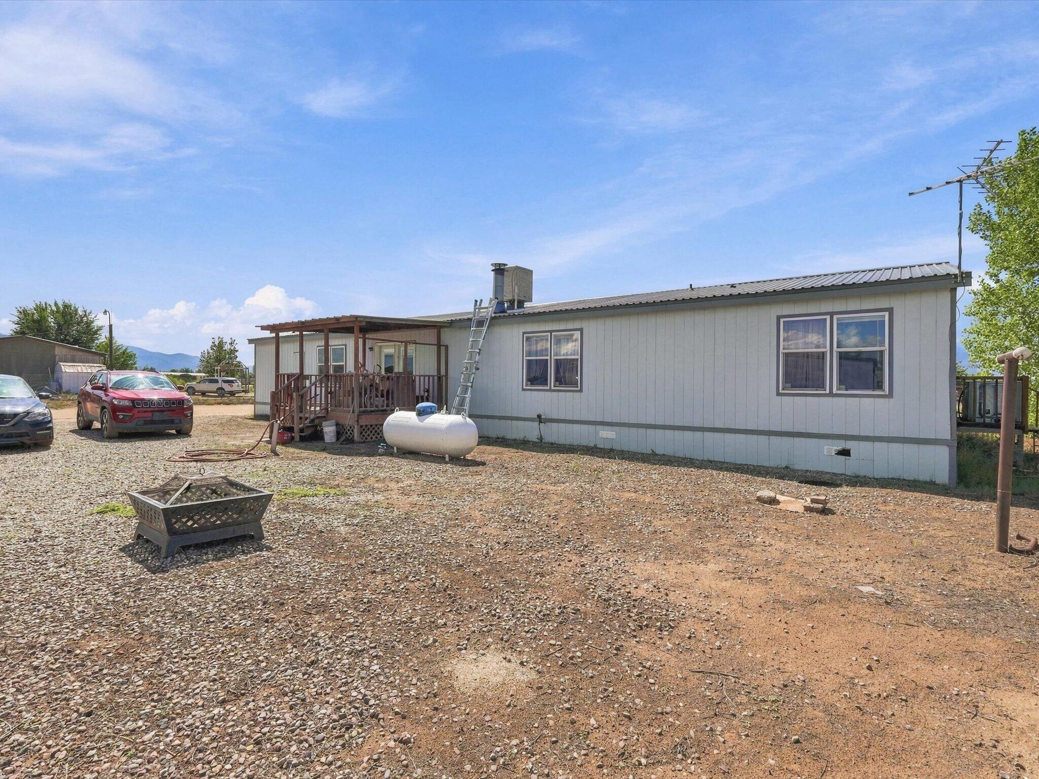 6 San Miguel Avenue