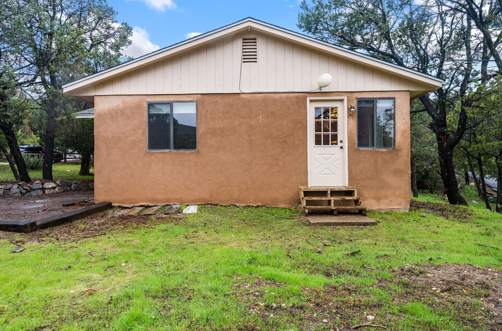1 Gaddis Road
