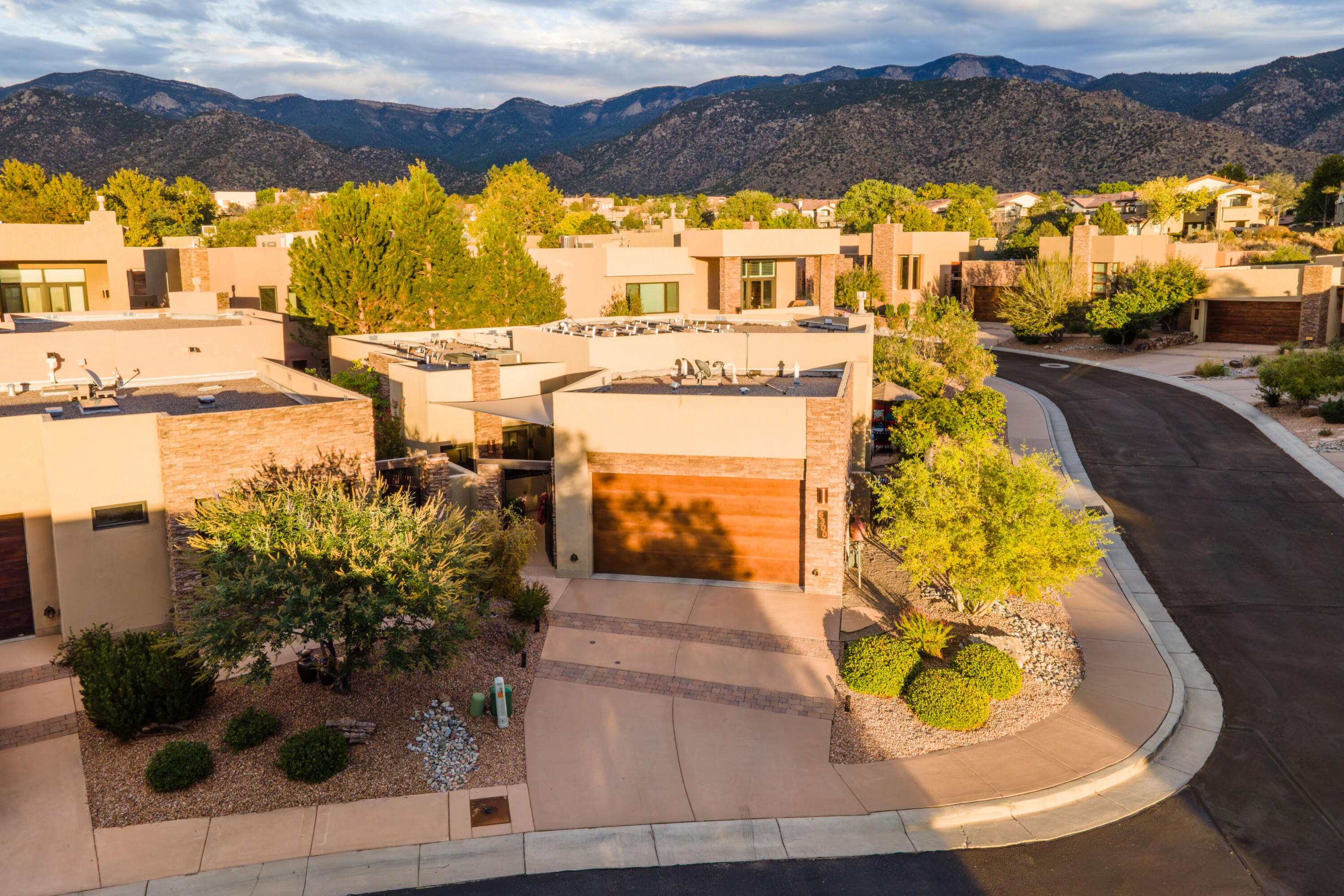 6300 Mojave Aster Way NE
