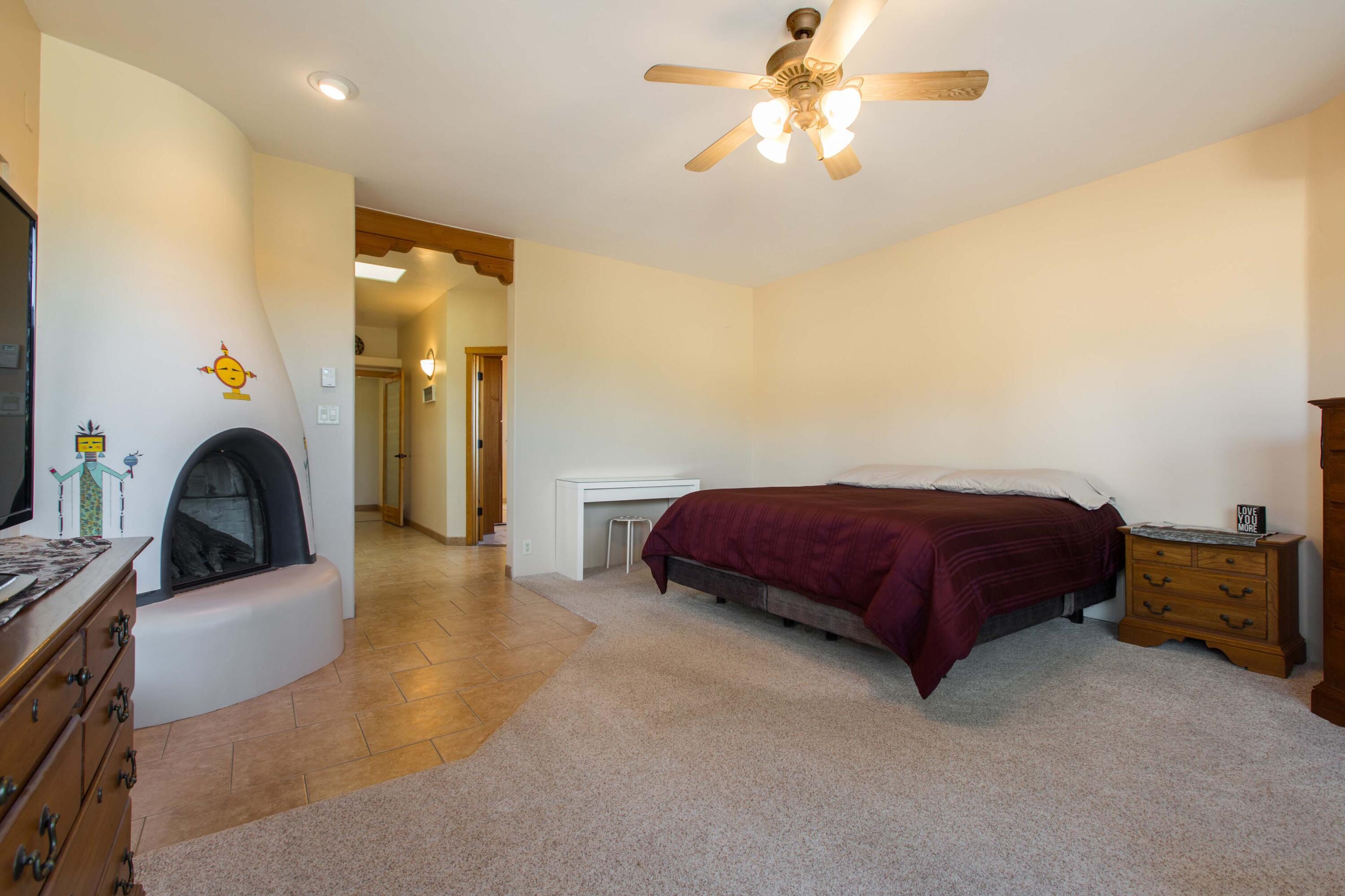 4 Meadows Place