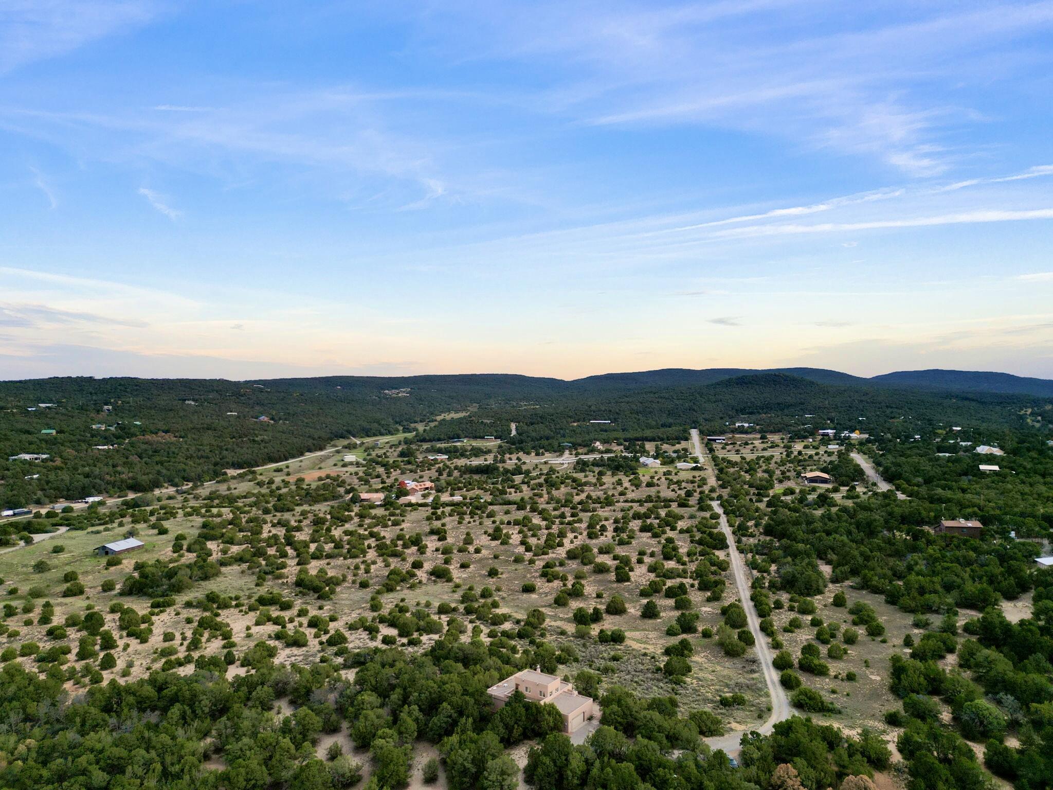 27 Sedillo Loop