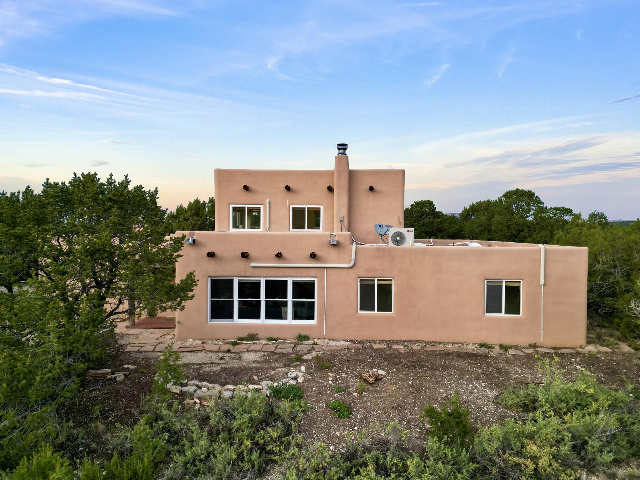 27 Sedillo Loop