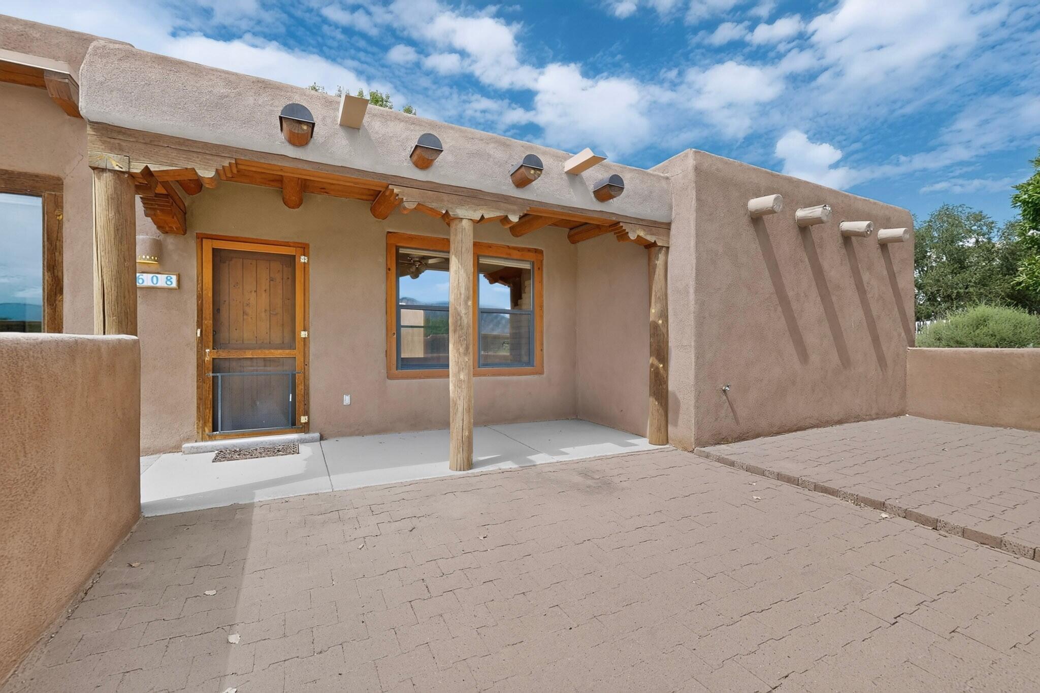 6608 Loma Larga Road