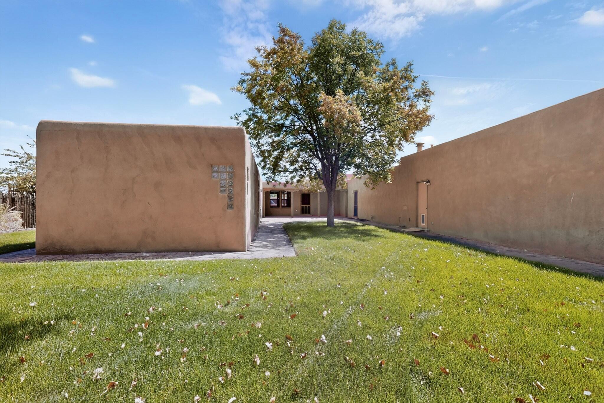 6608 Loma Larga Road