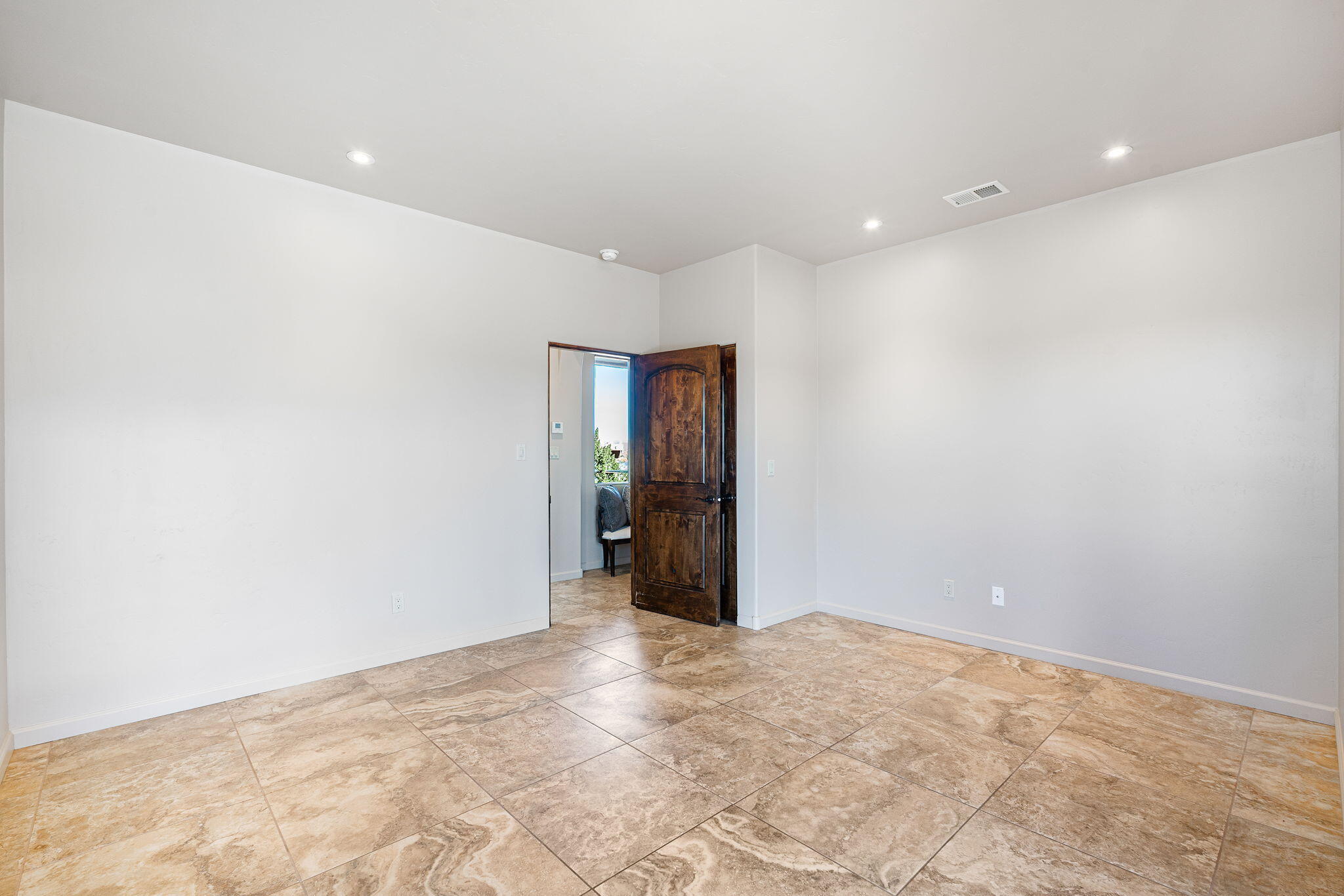 11 Mimbres Court