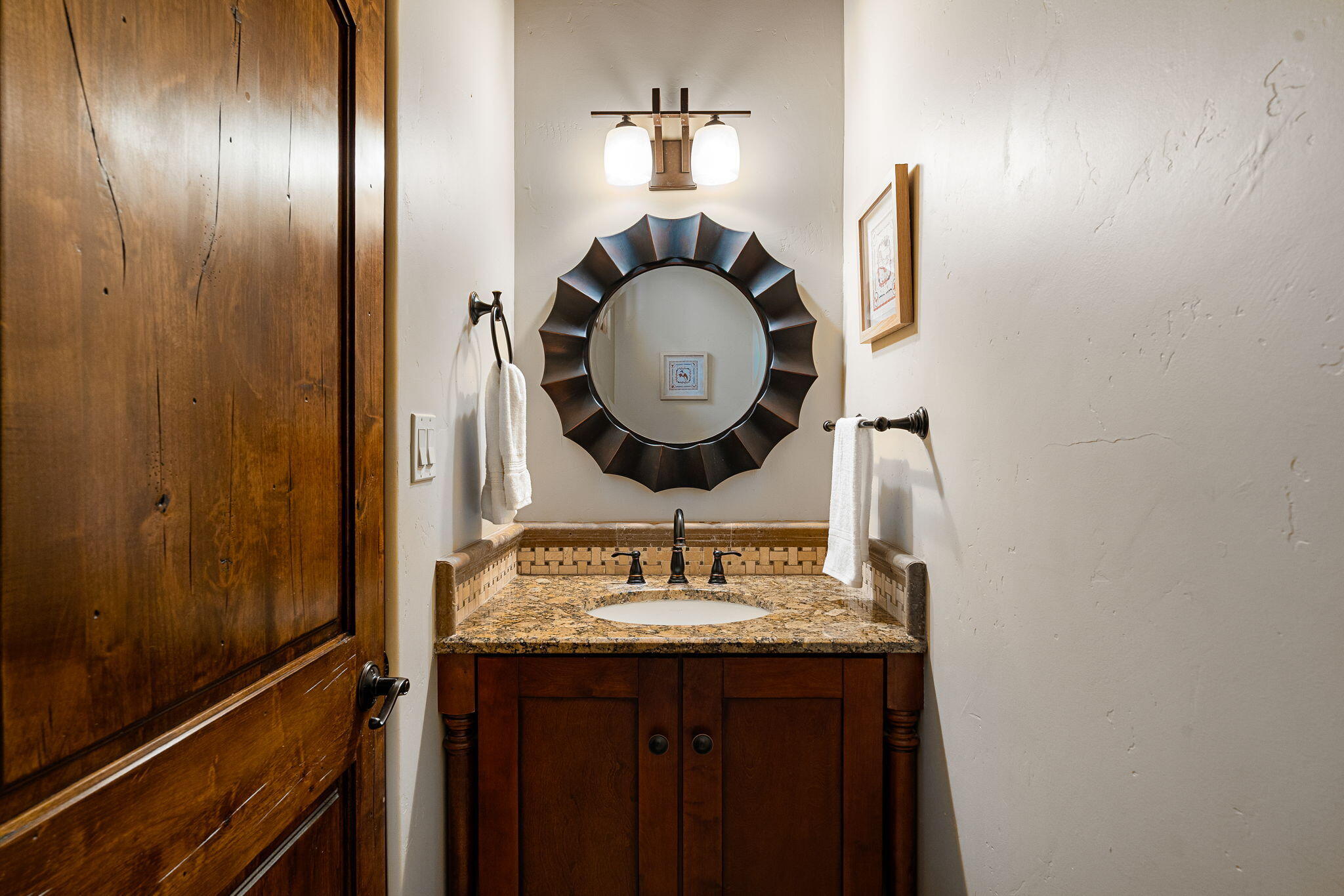 11 Mimbres Court