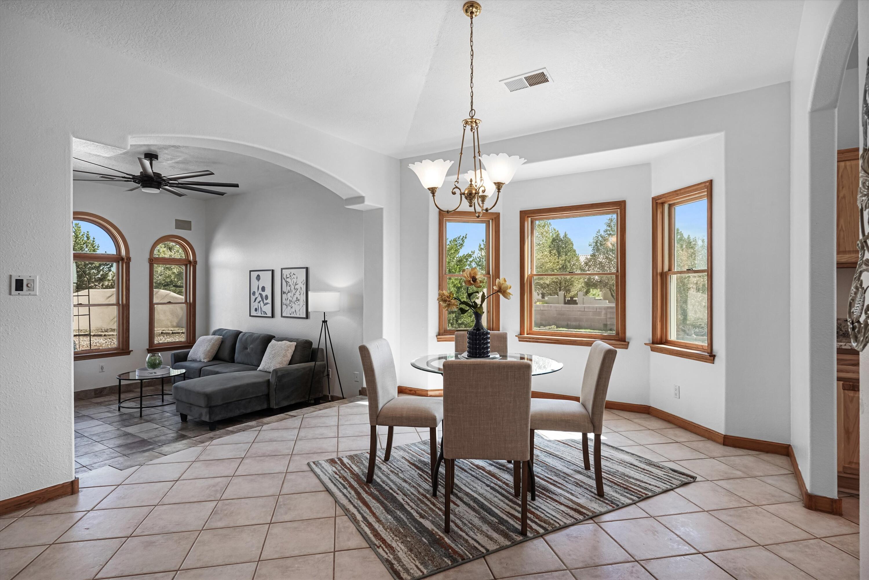 6104 Rio Norte Drive NE