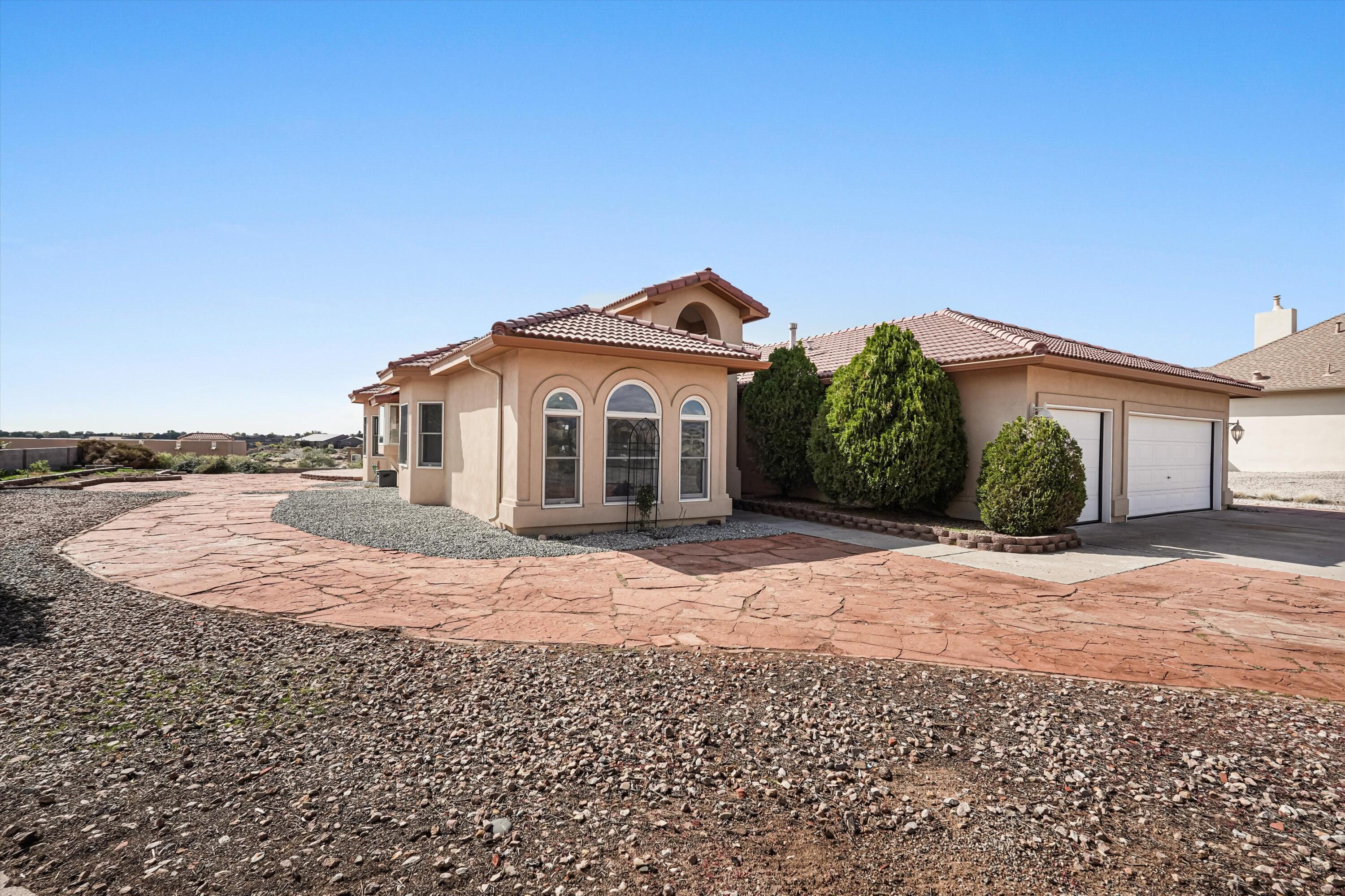 6104 Rio Norte Drive NE