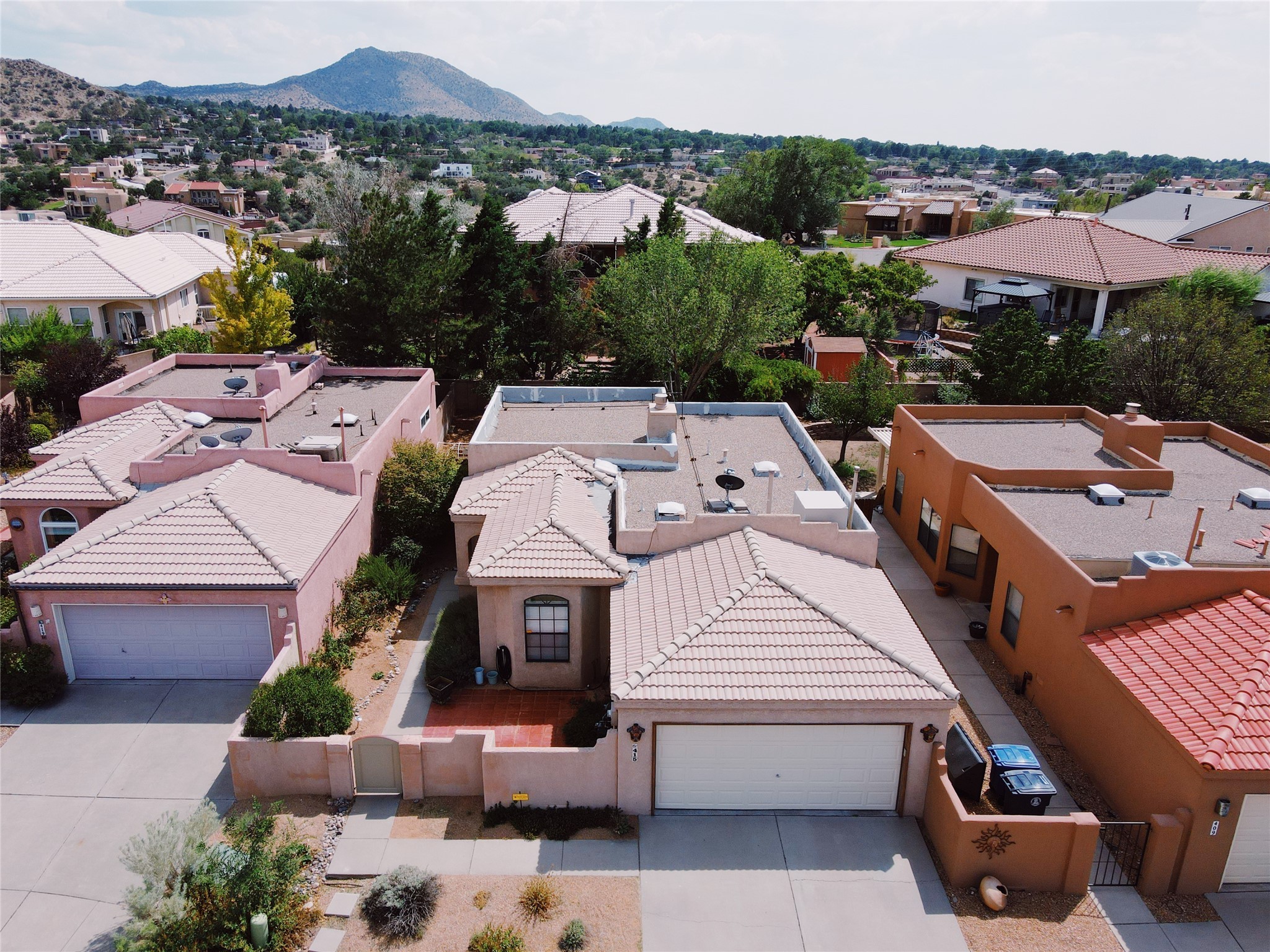 415 Serenity Court SE