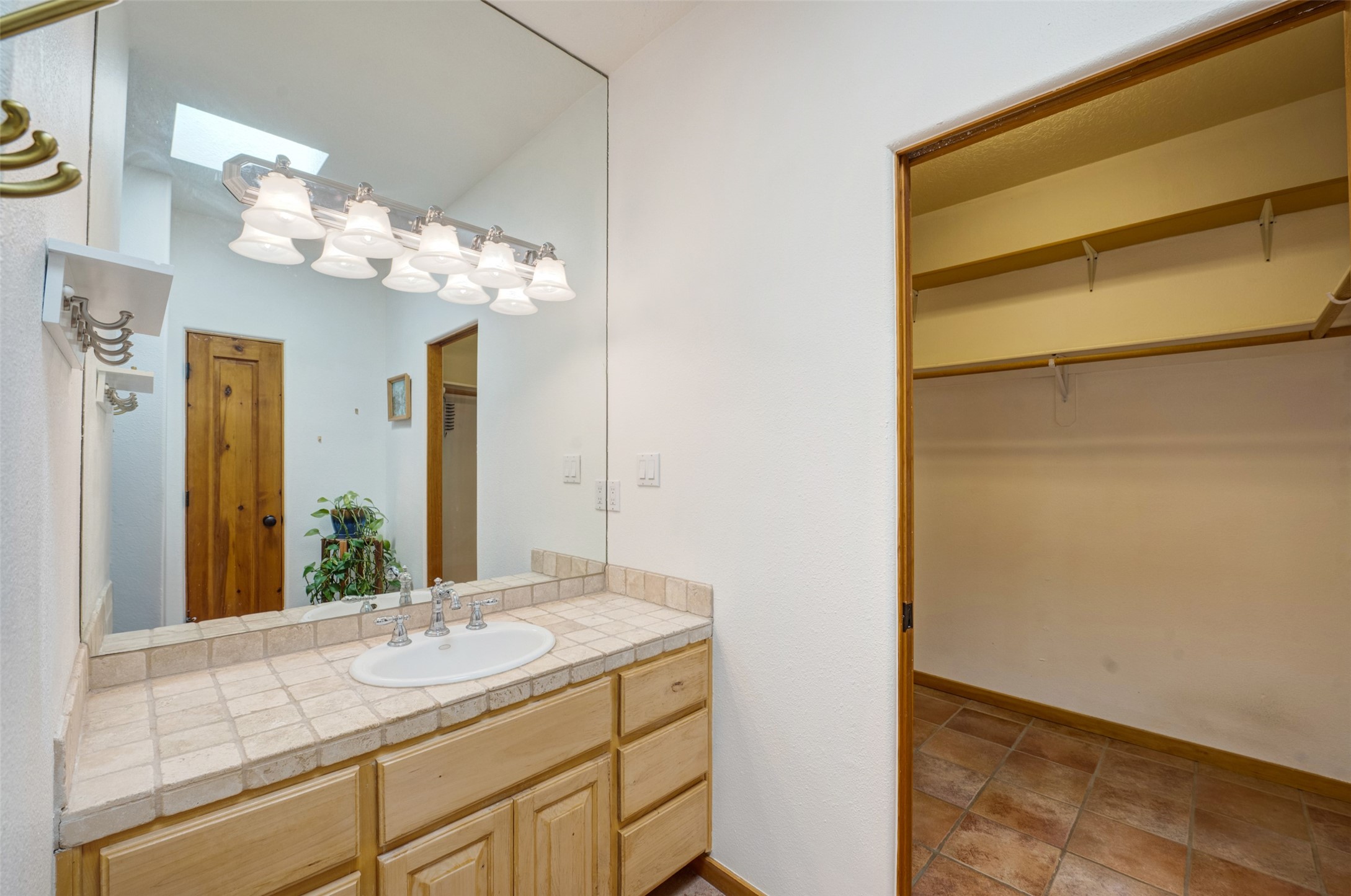 415 Serenity Court SE