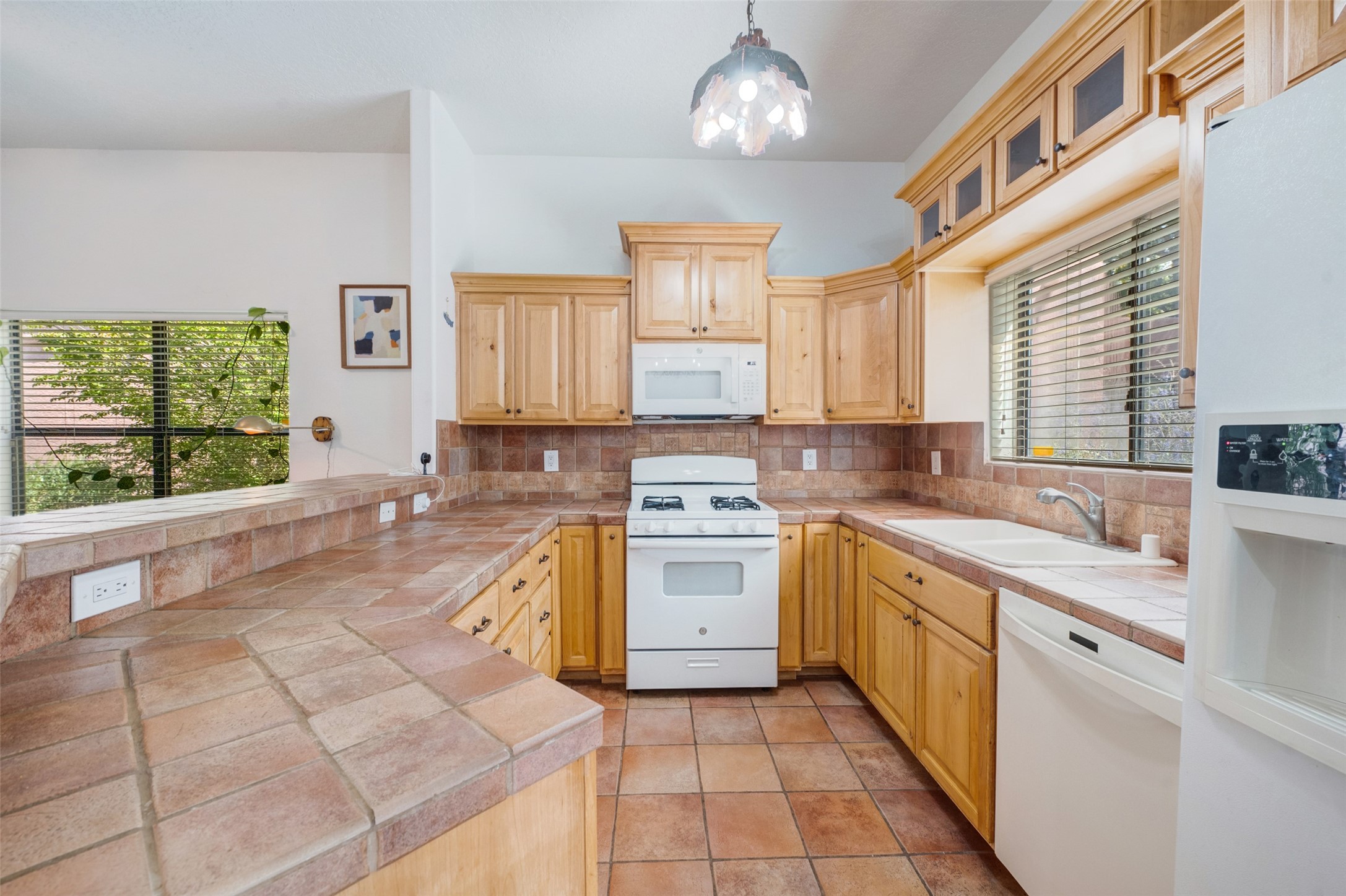 415 Serenity Court SE