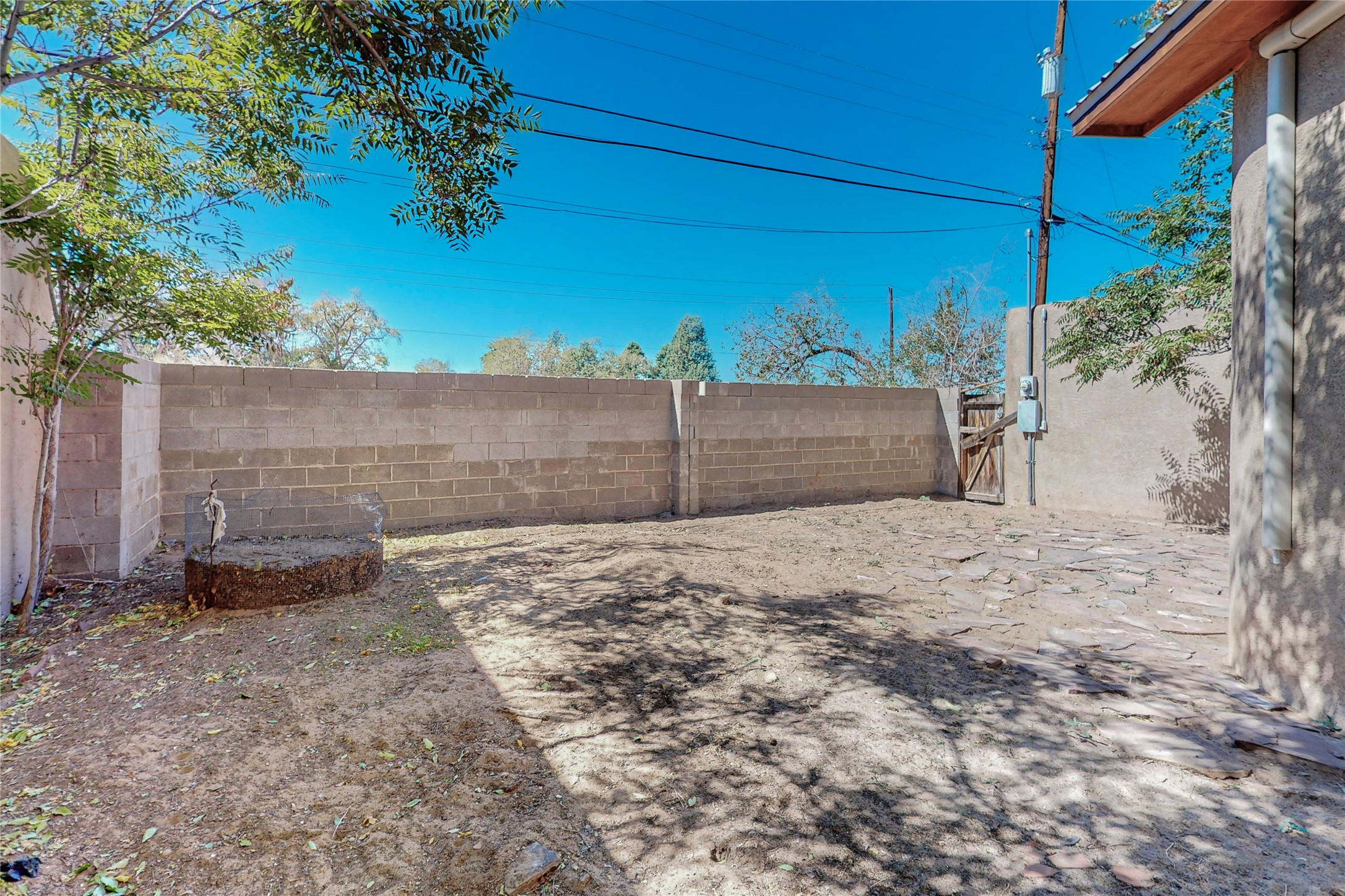 705 Princeton Drive SE