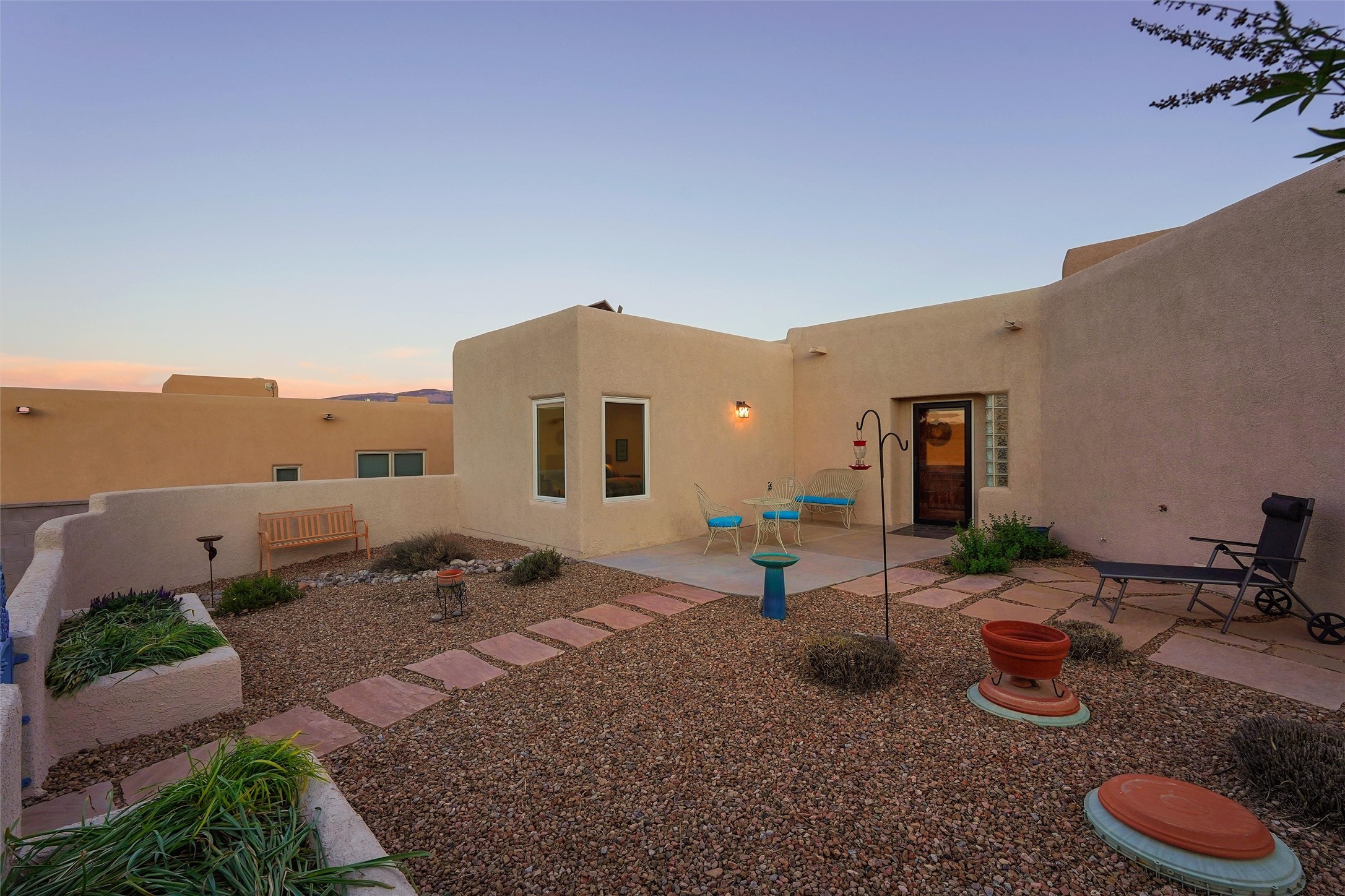 6115 La Paz Road NE
