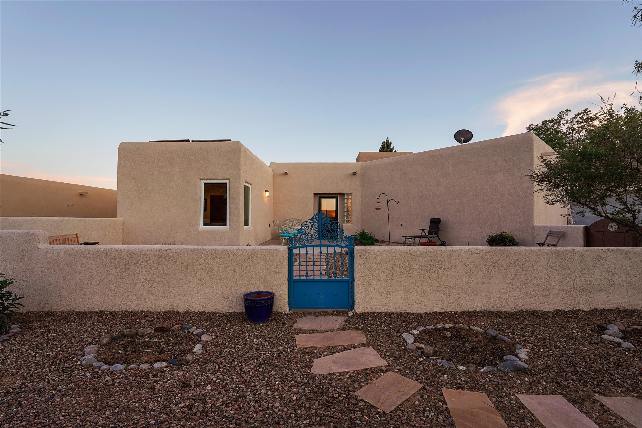 6115 La Paz Road NE