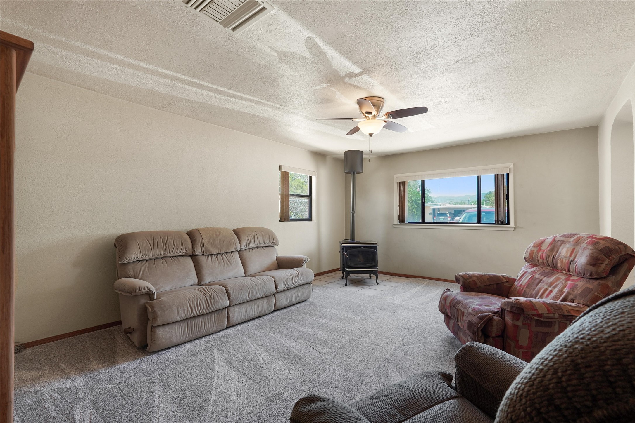 2729 Aliso Drive NE