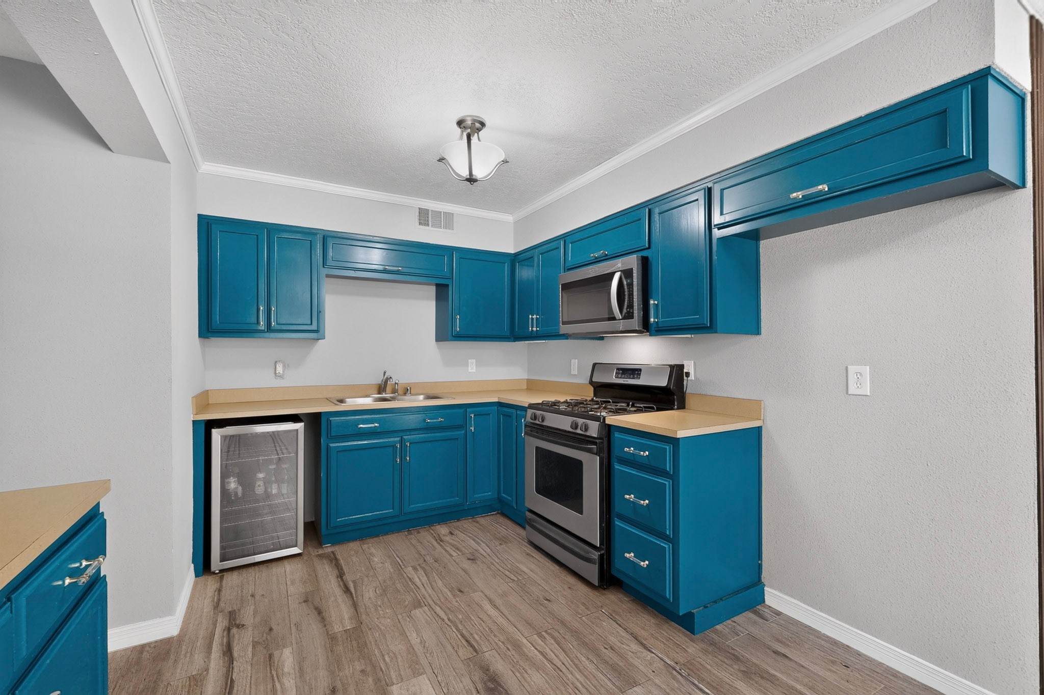 619 Edith Drive