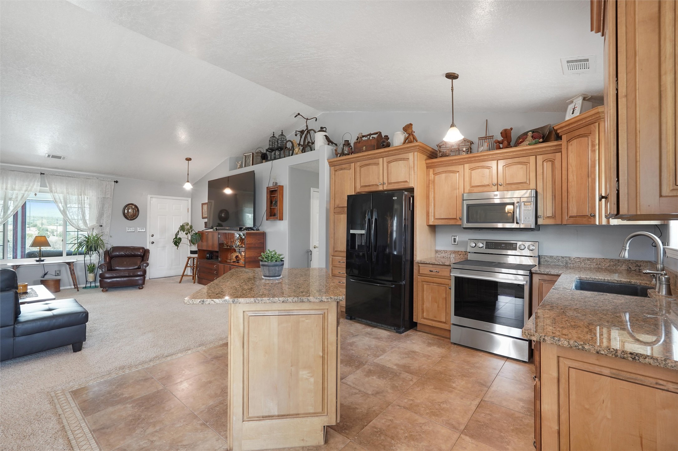 364 Frost Road