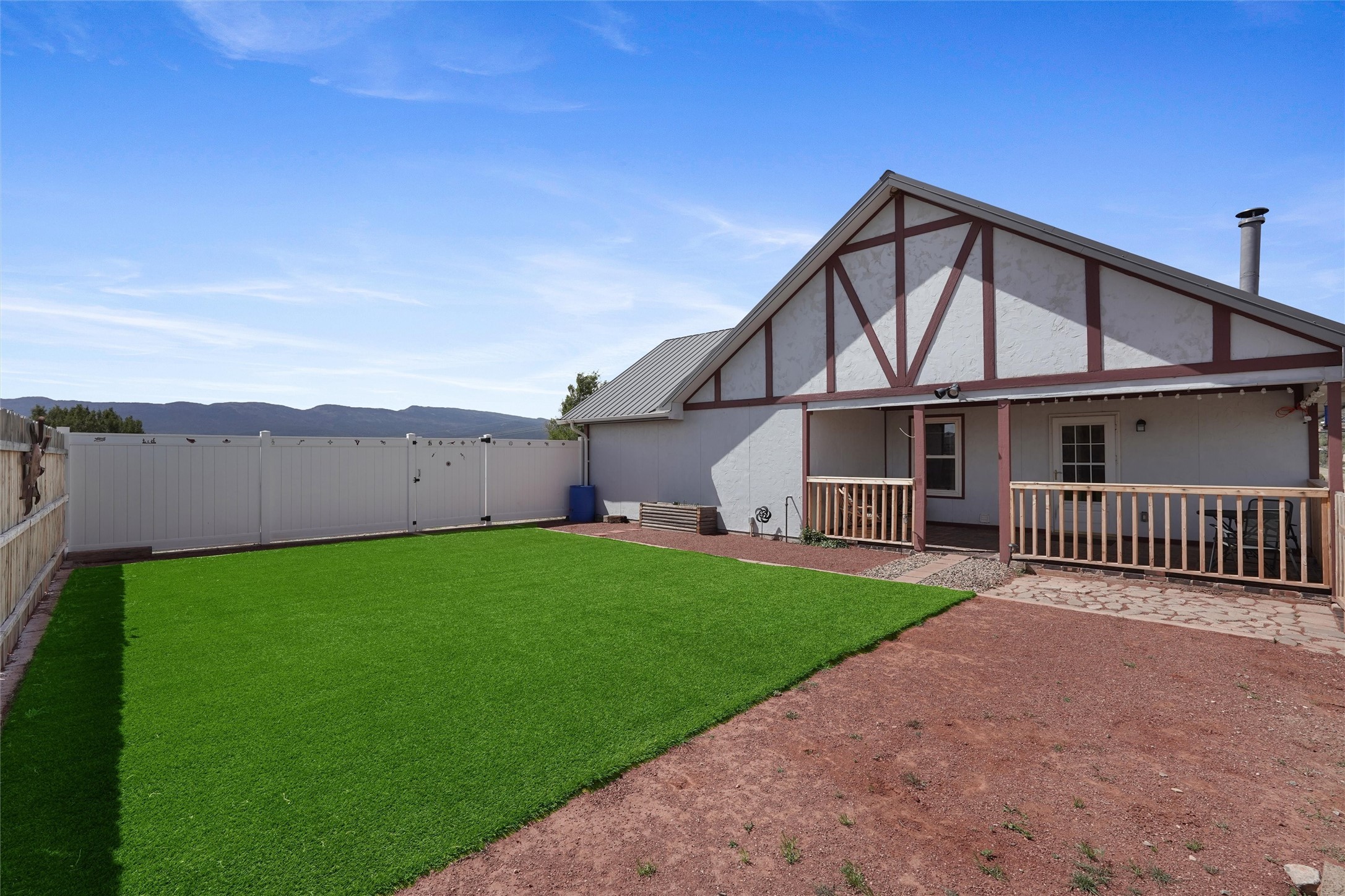 364 Frost Road