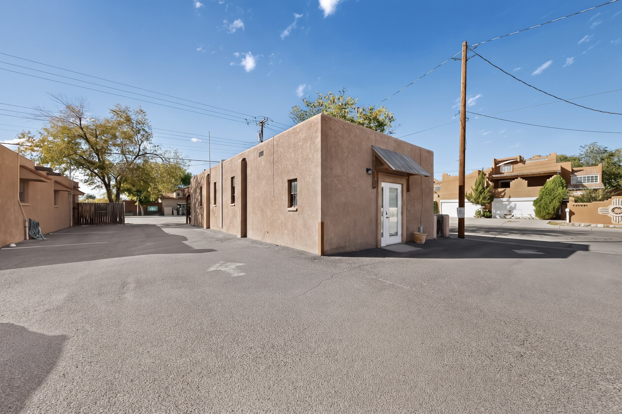 3846-3848 Rio Grande Boulevard NW