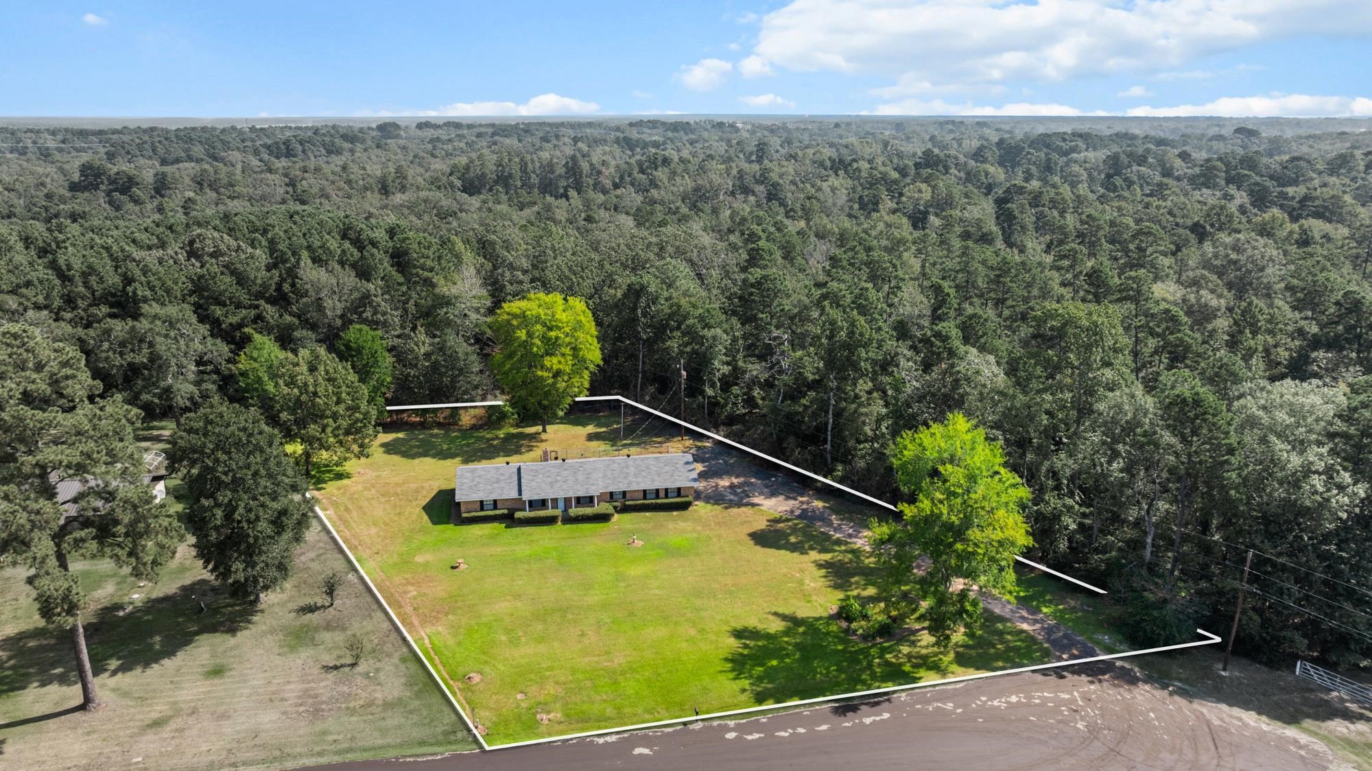 300 Adaway Ln