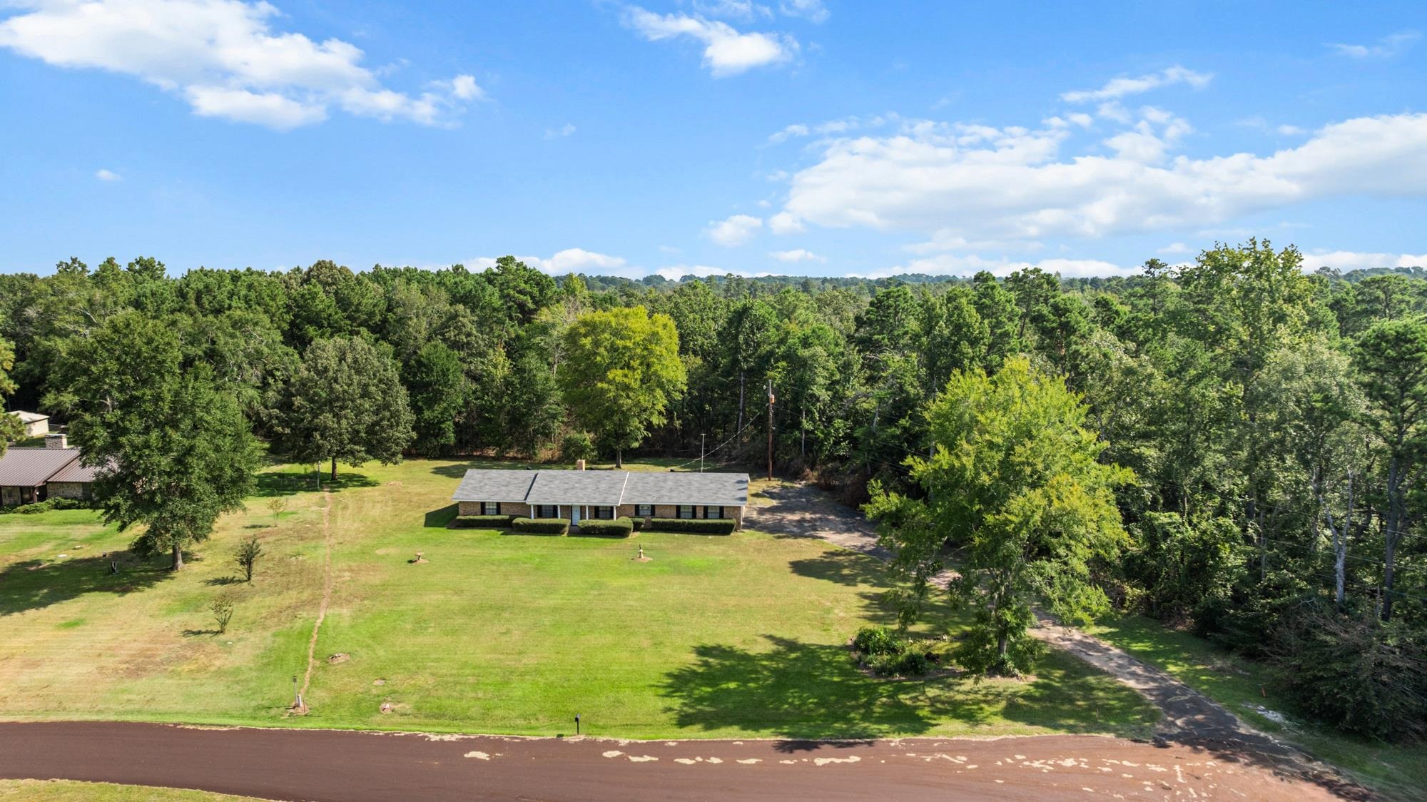 300 Adaway Ln