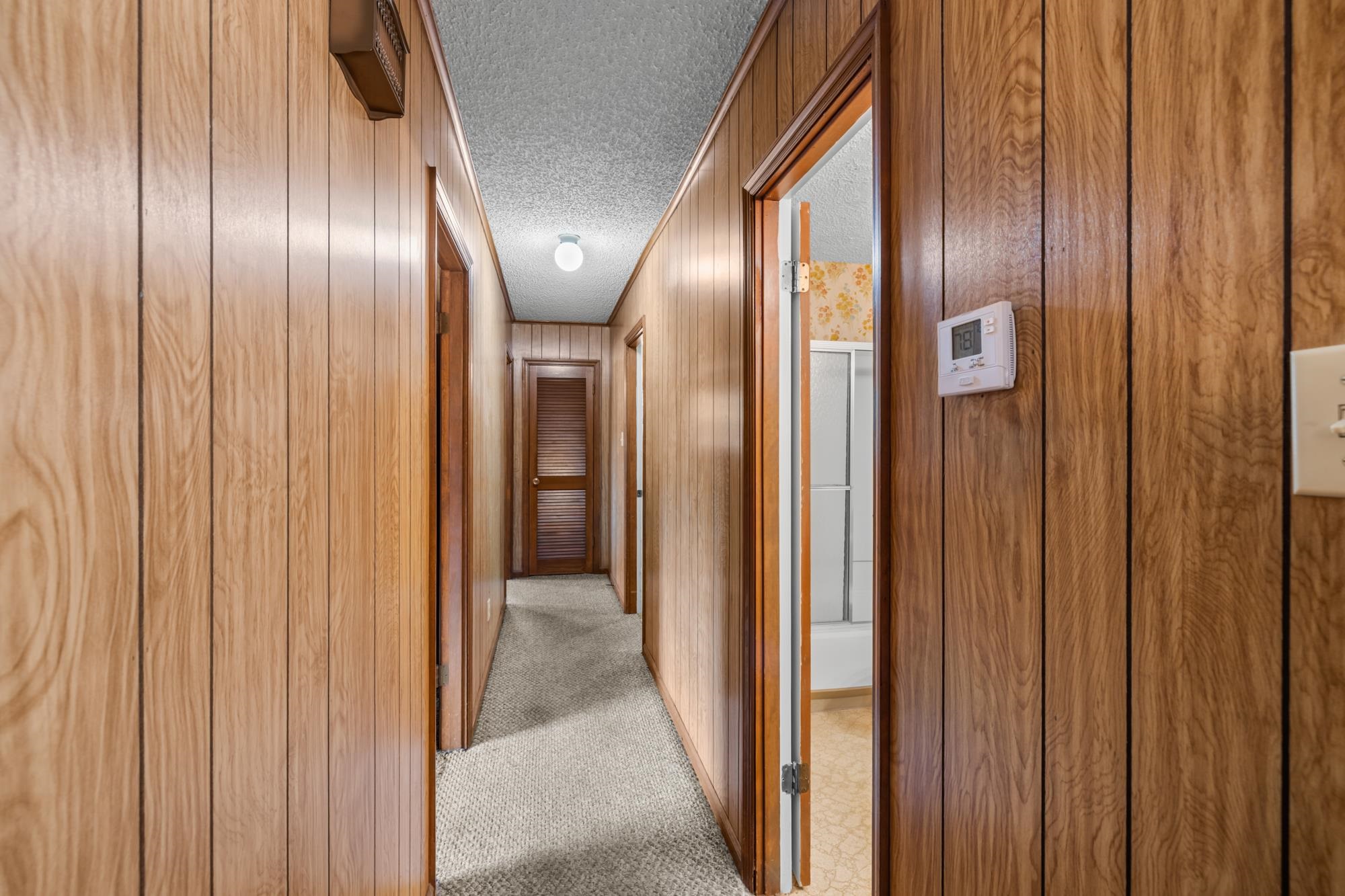 300 Adaway Ln