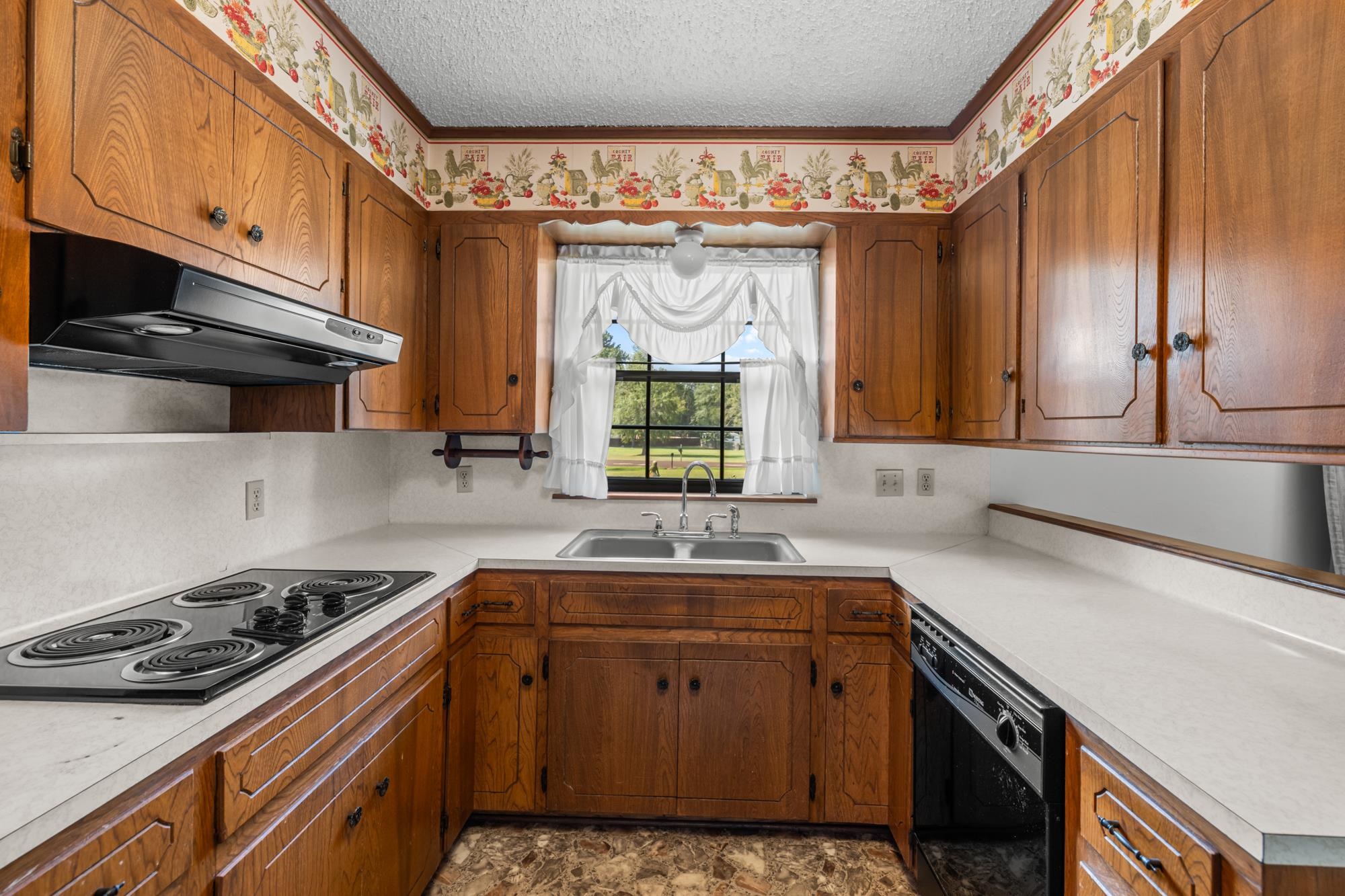 300 Adaway Ln