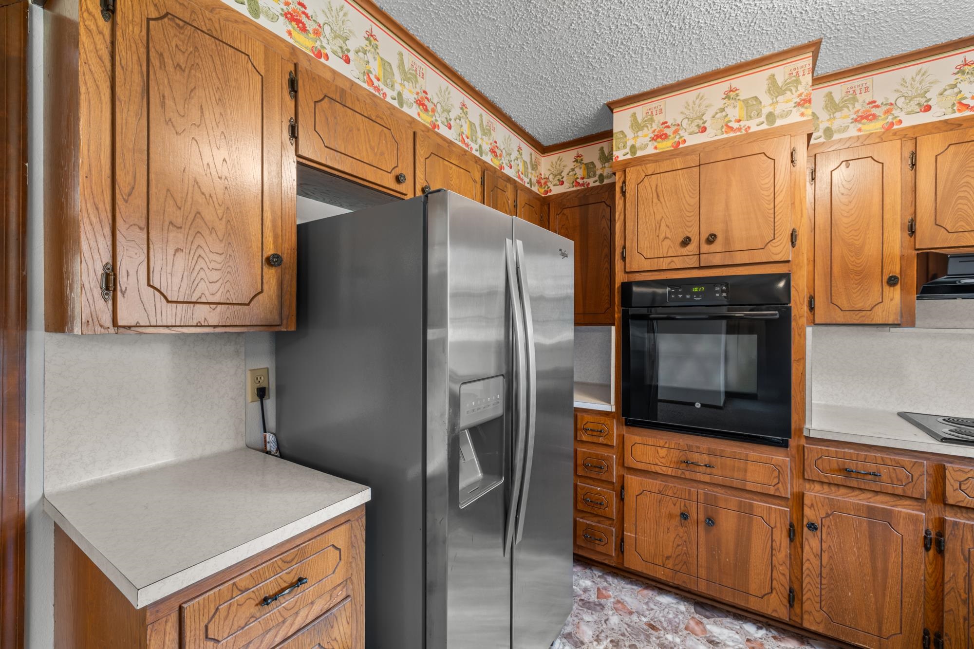 300 Adaway Ln
