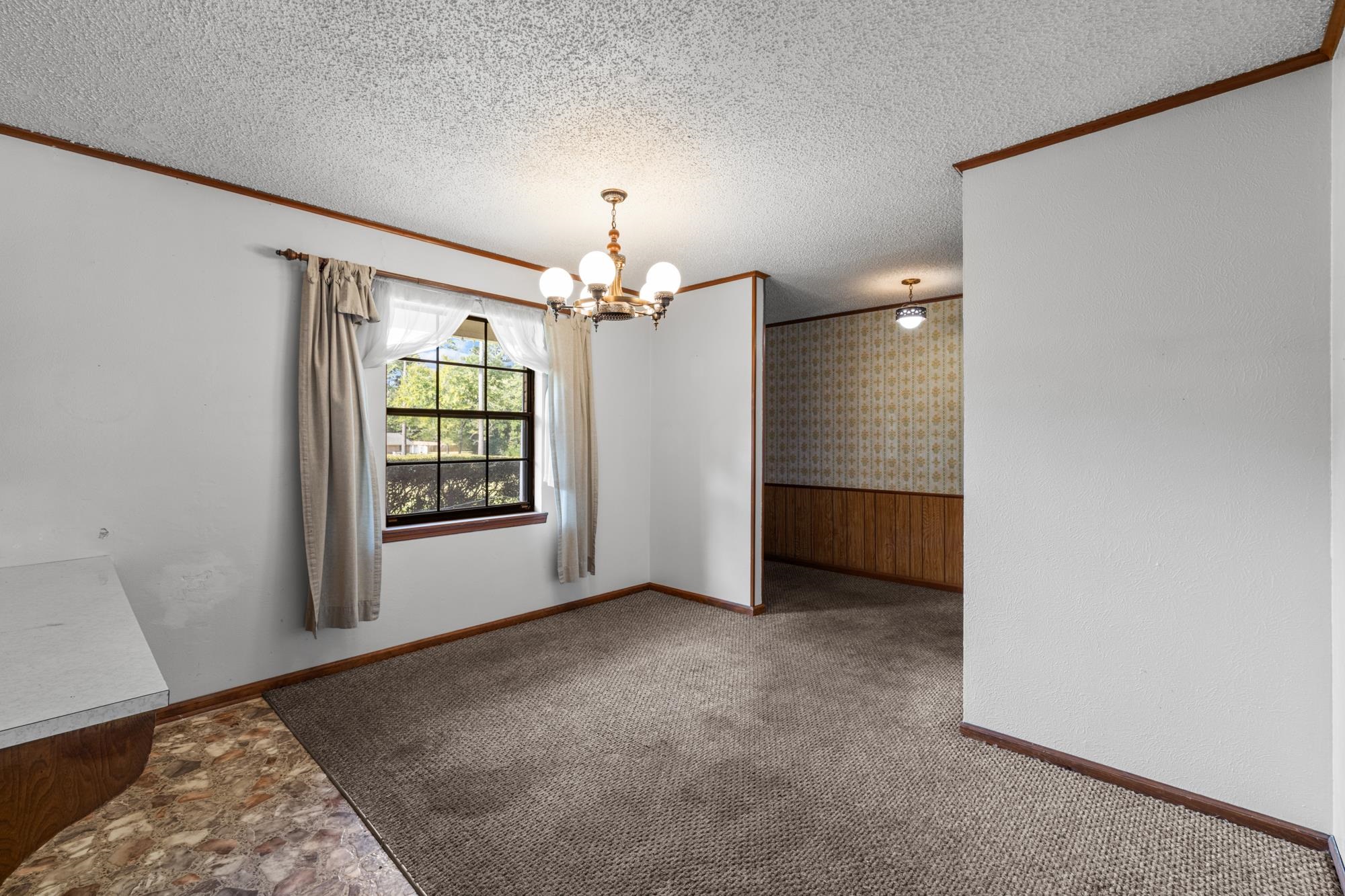 300 Adaway Ln