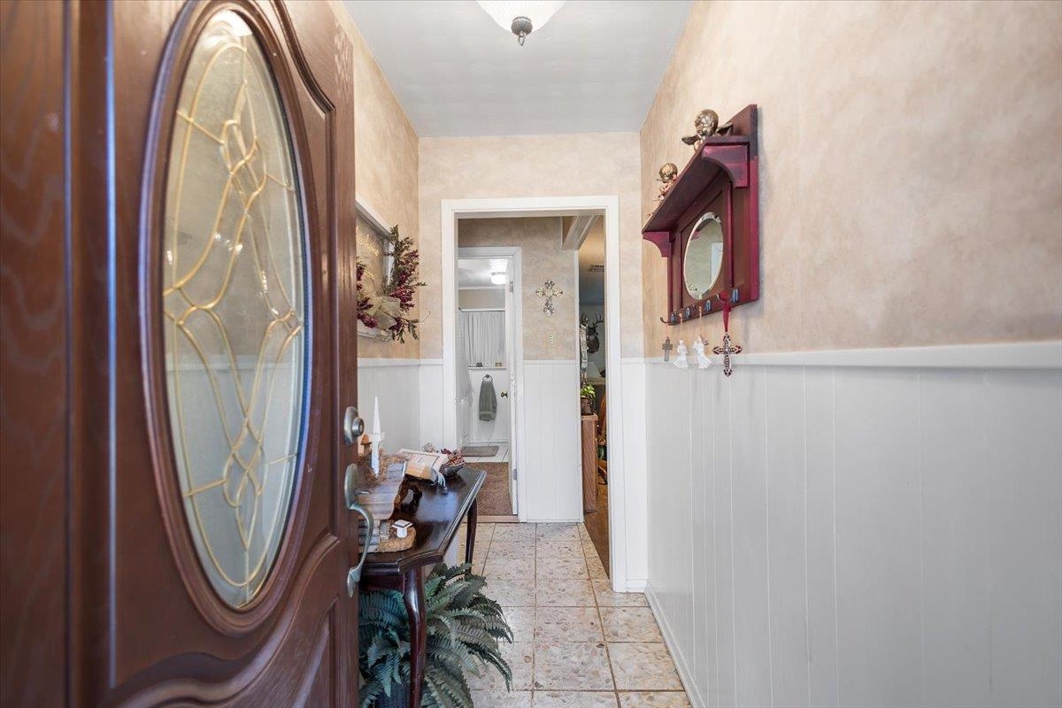 109 Biloxi St