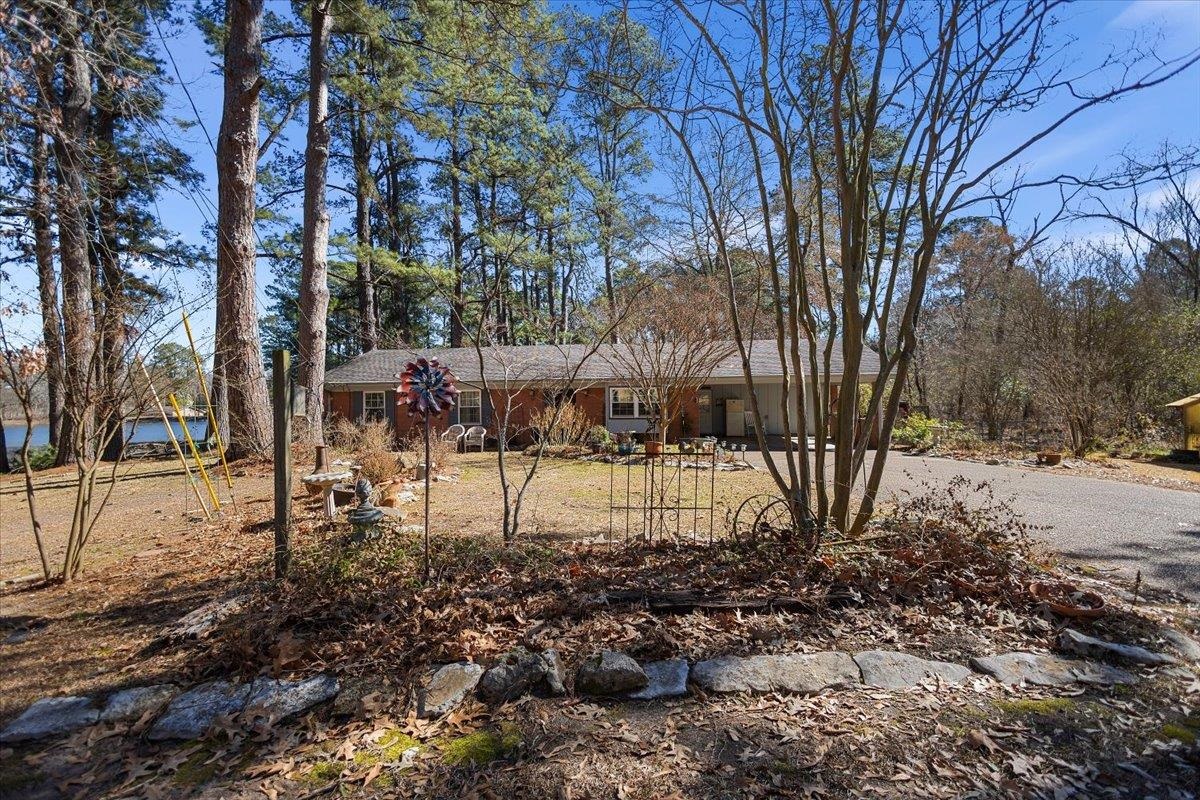 109 Biloxi St
