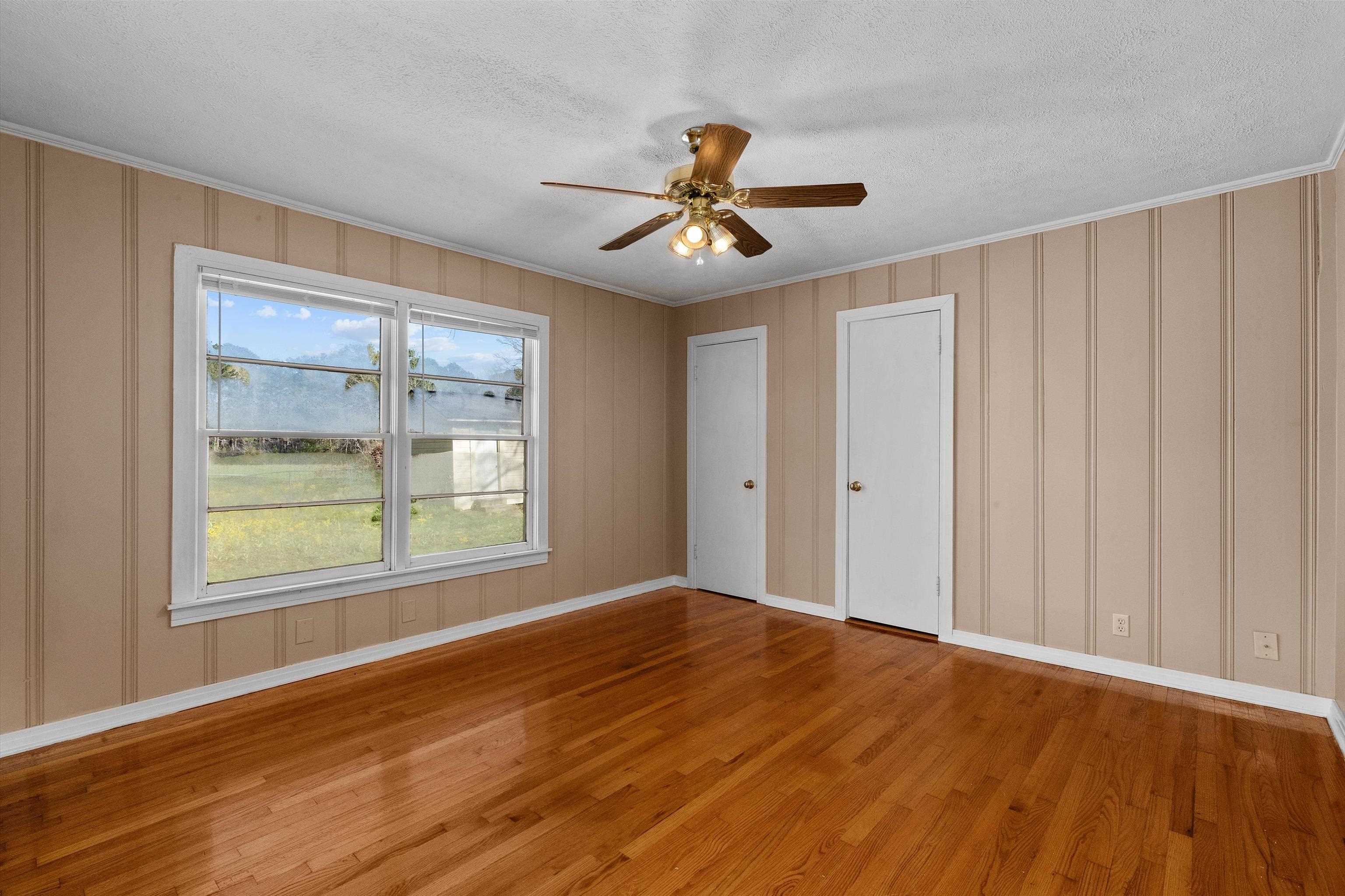4984 Hwy 79 S