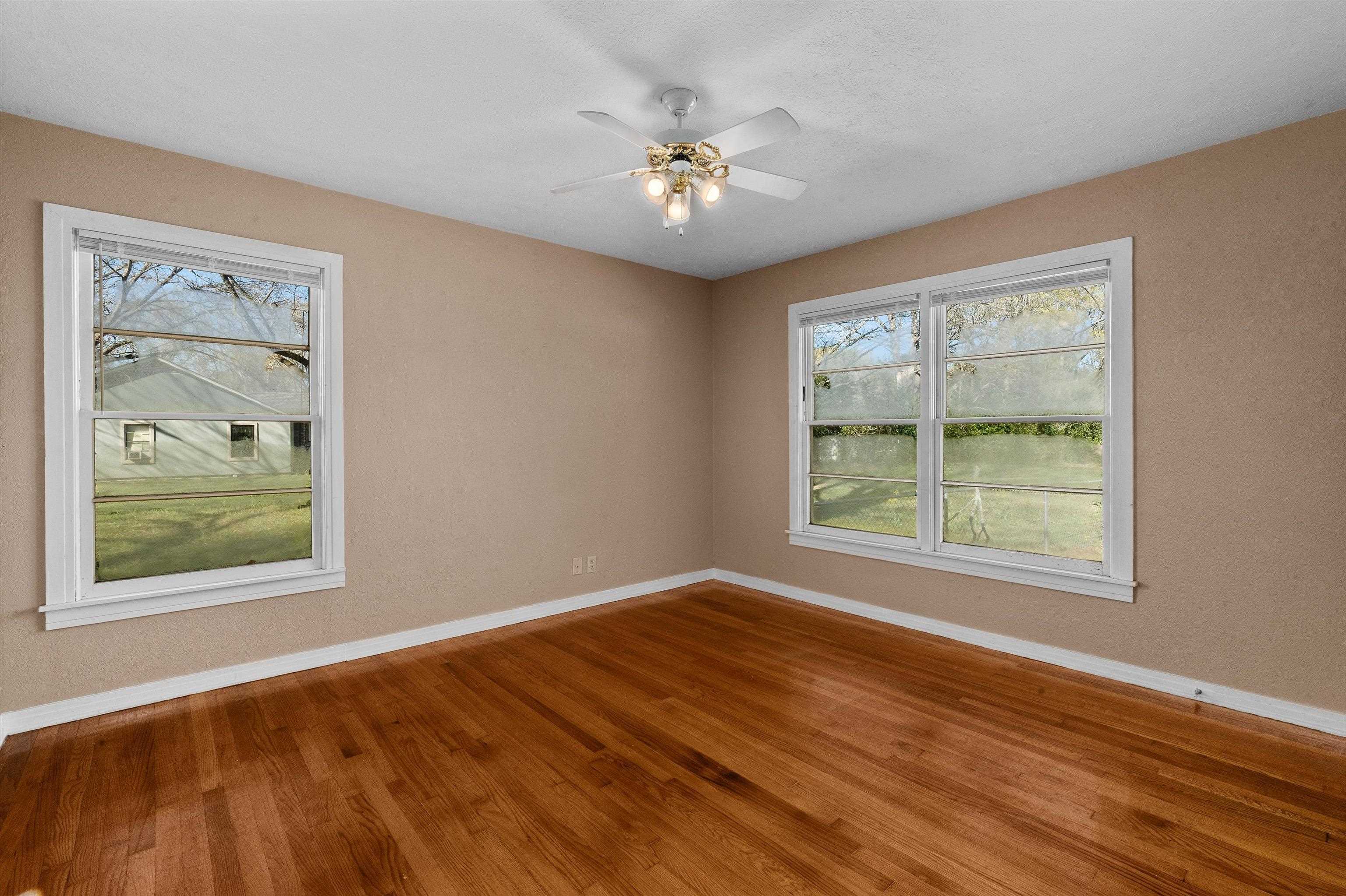 4984 Hwy 79 S